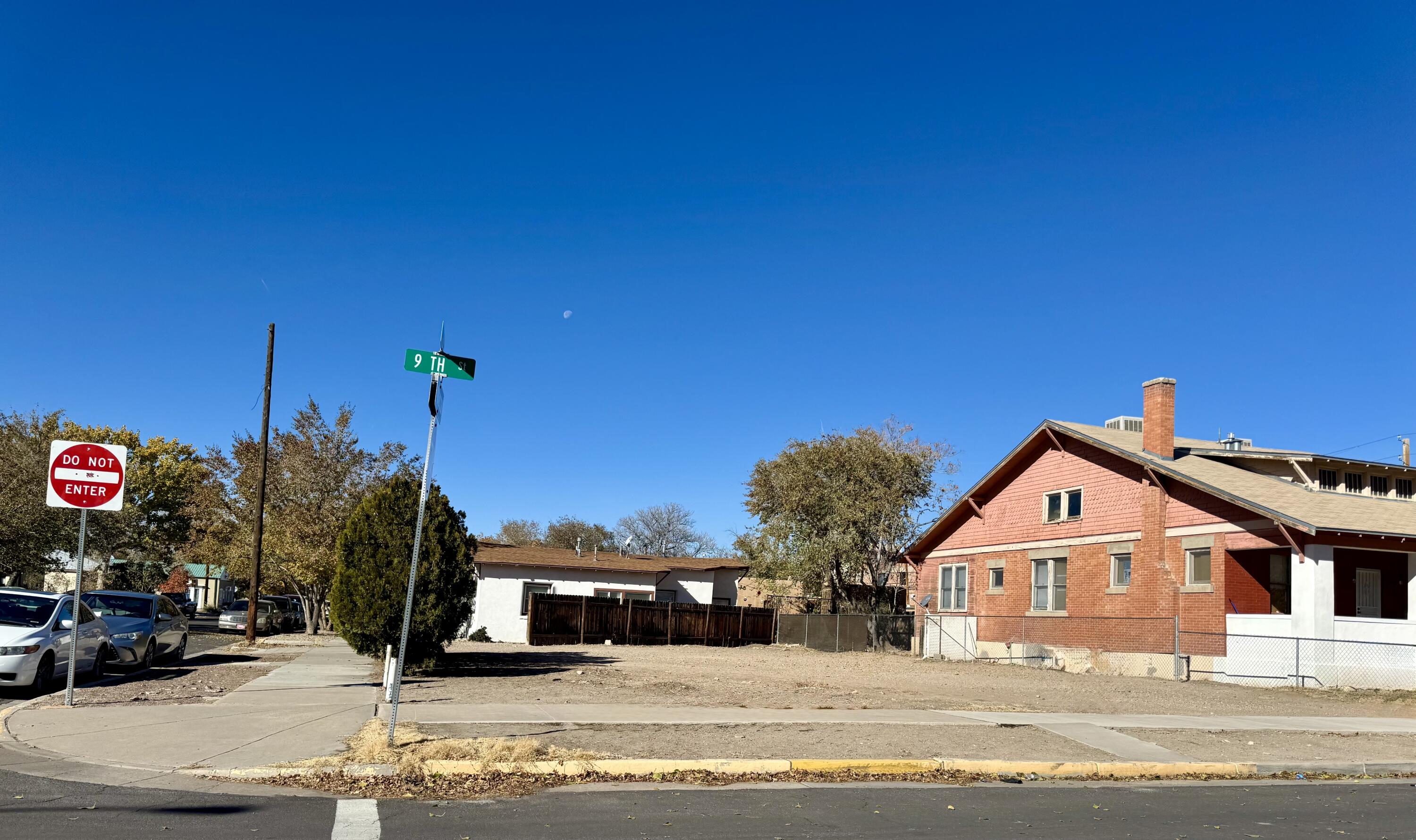 127 9th Street, Albuquerque, New Mexico image 4