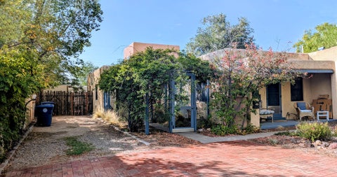 Photo of 3512 Anderson Avenue SE # A, Albuquerque, NM 87106 (MLS # 1112348)