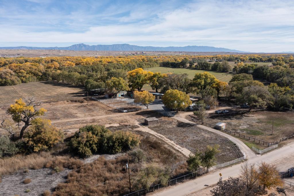 7102 Ilfield Road SW