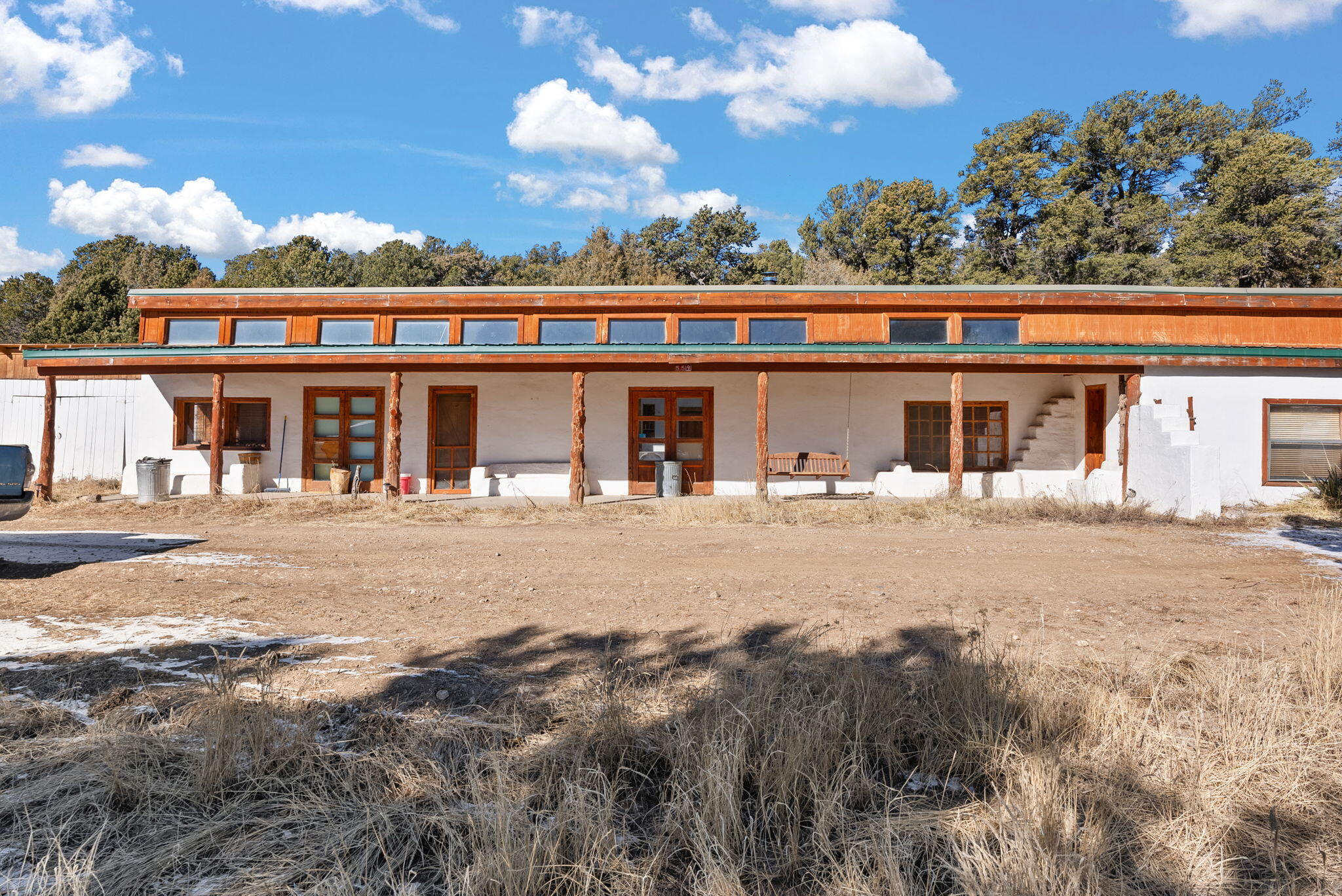 559 Albers Valley Road, Regina, New Mexico image 1