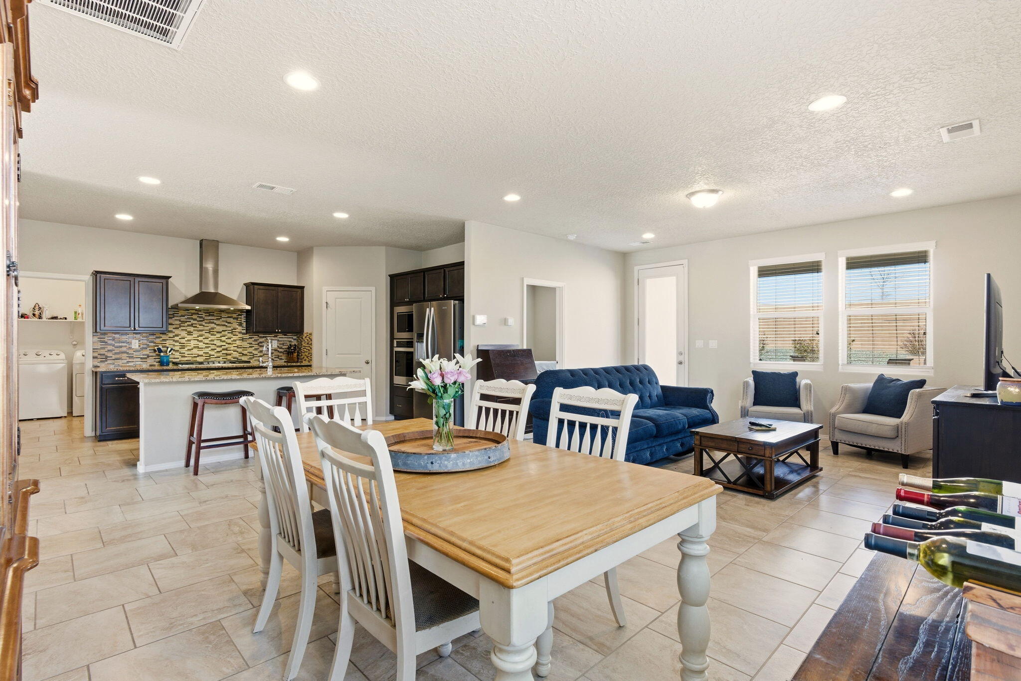 4509 Skyline Loop NE
