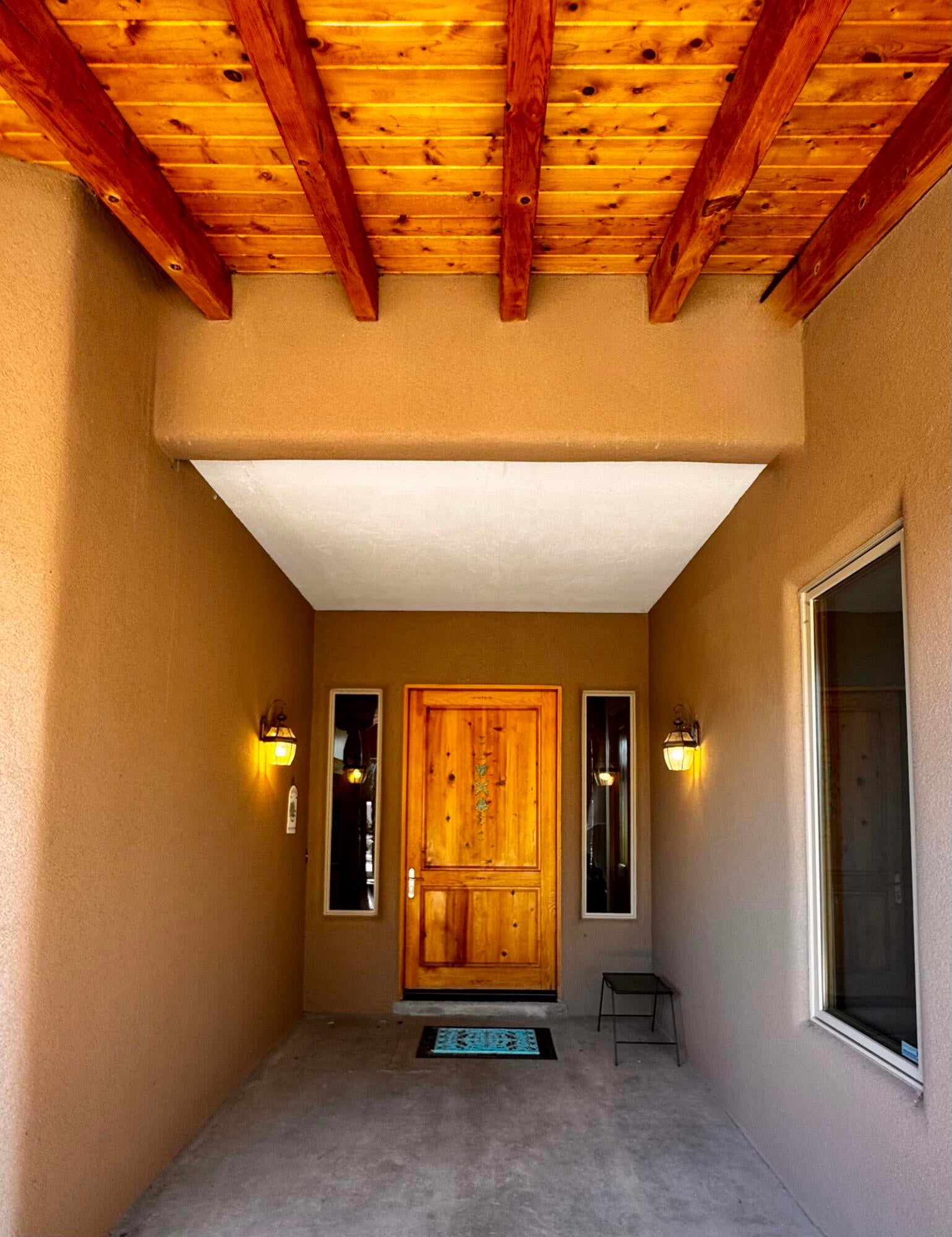 22 Via Entrada