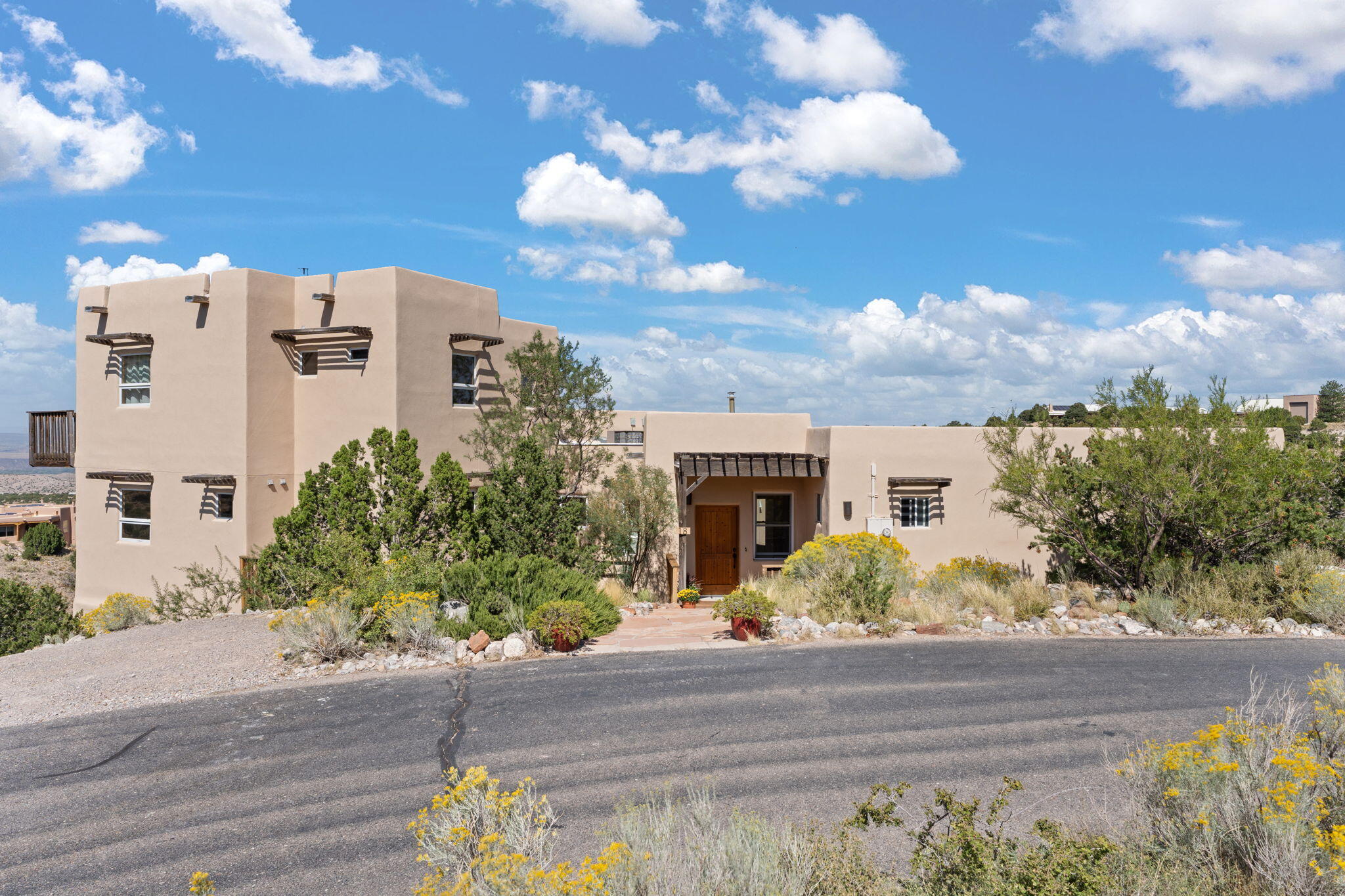 18 Evergreen Drive, Placitas, New Mexico image 1