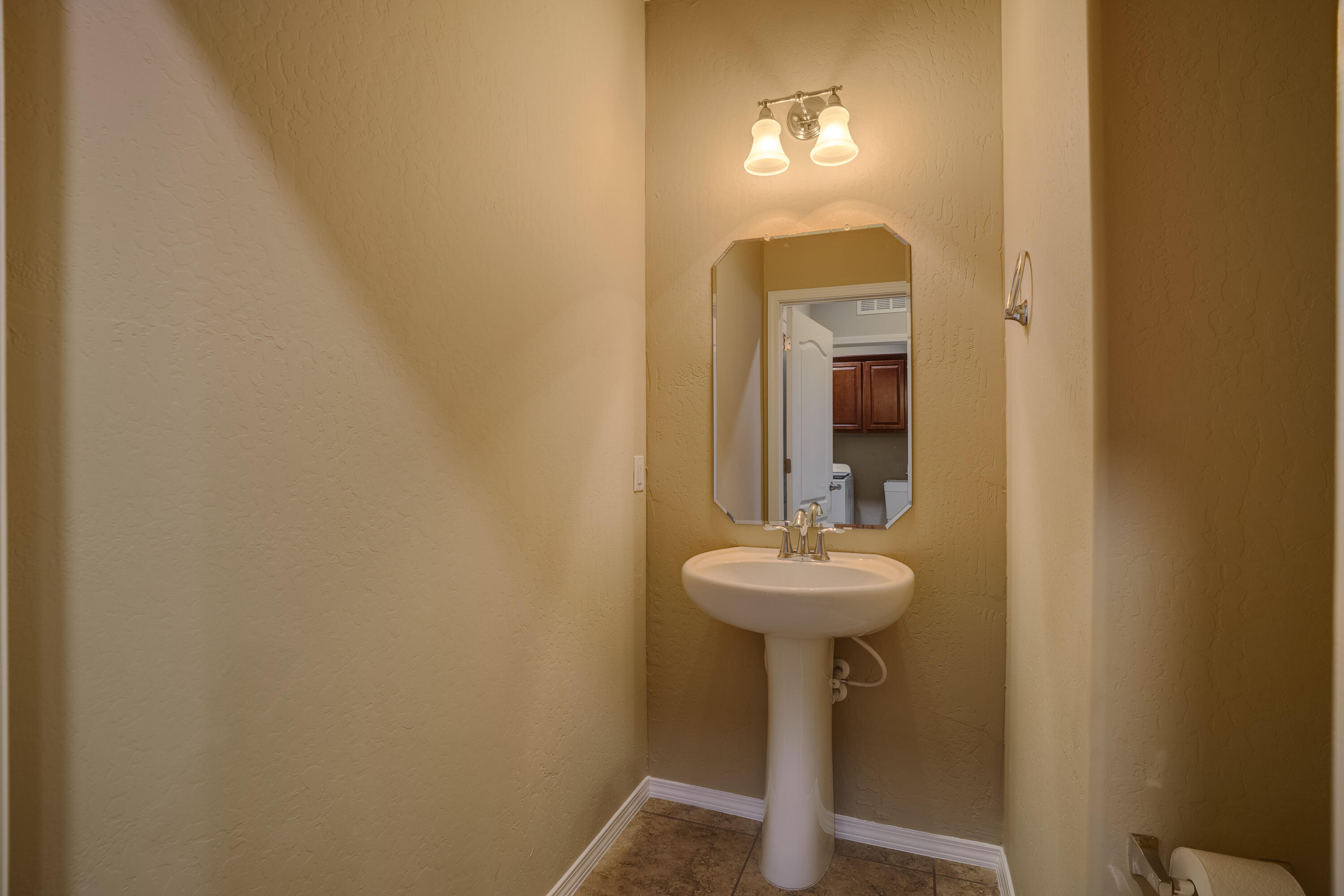 927 Salt Cedar Court, Bernalillo, New Mexico image 30