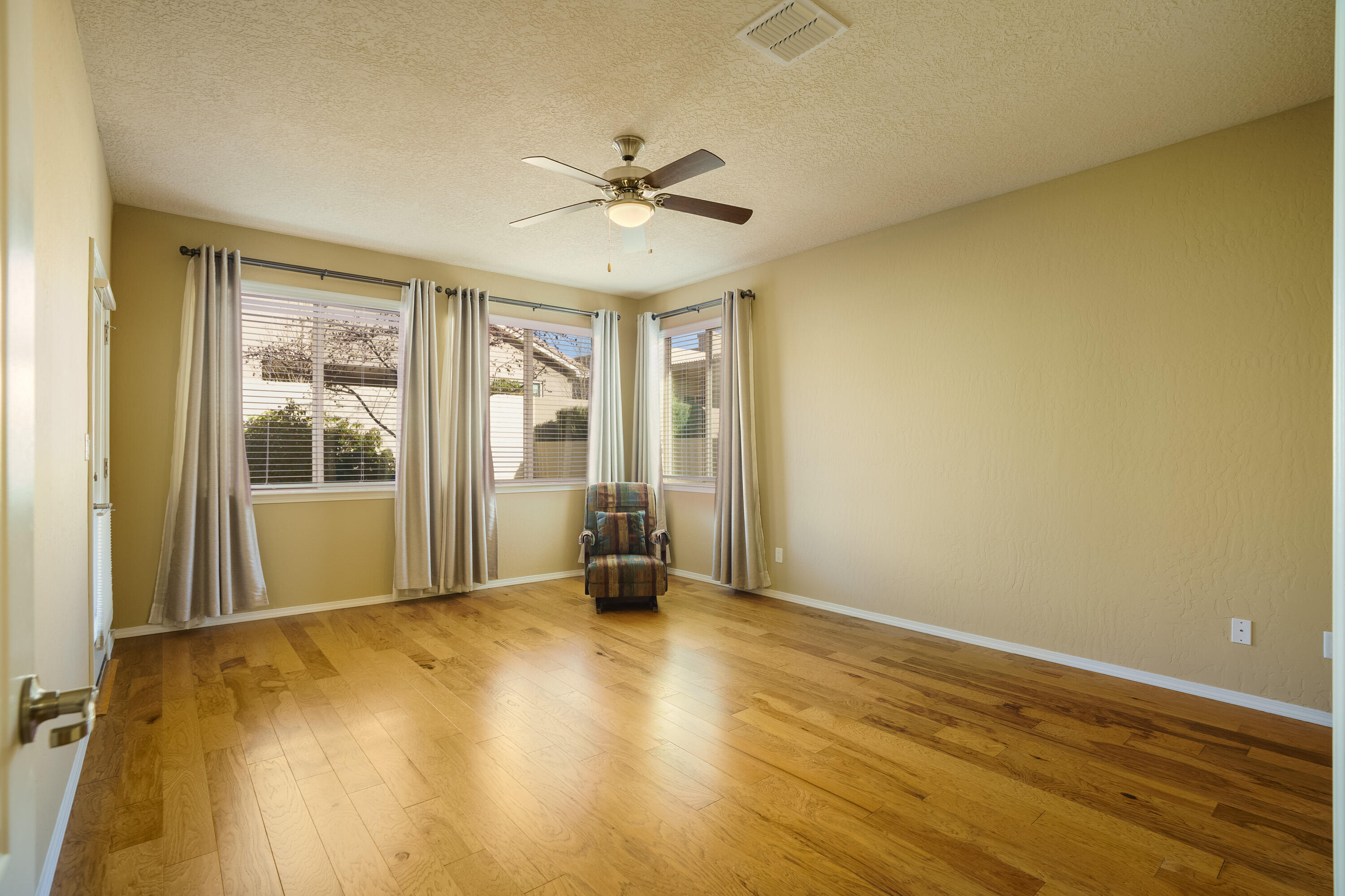 927 Salt Cedar Court, Bernalillo, New Mexico image 18