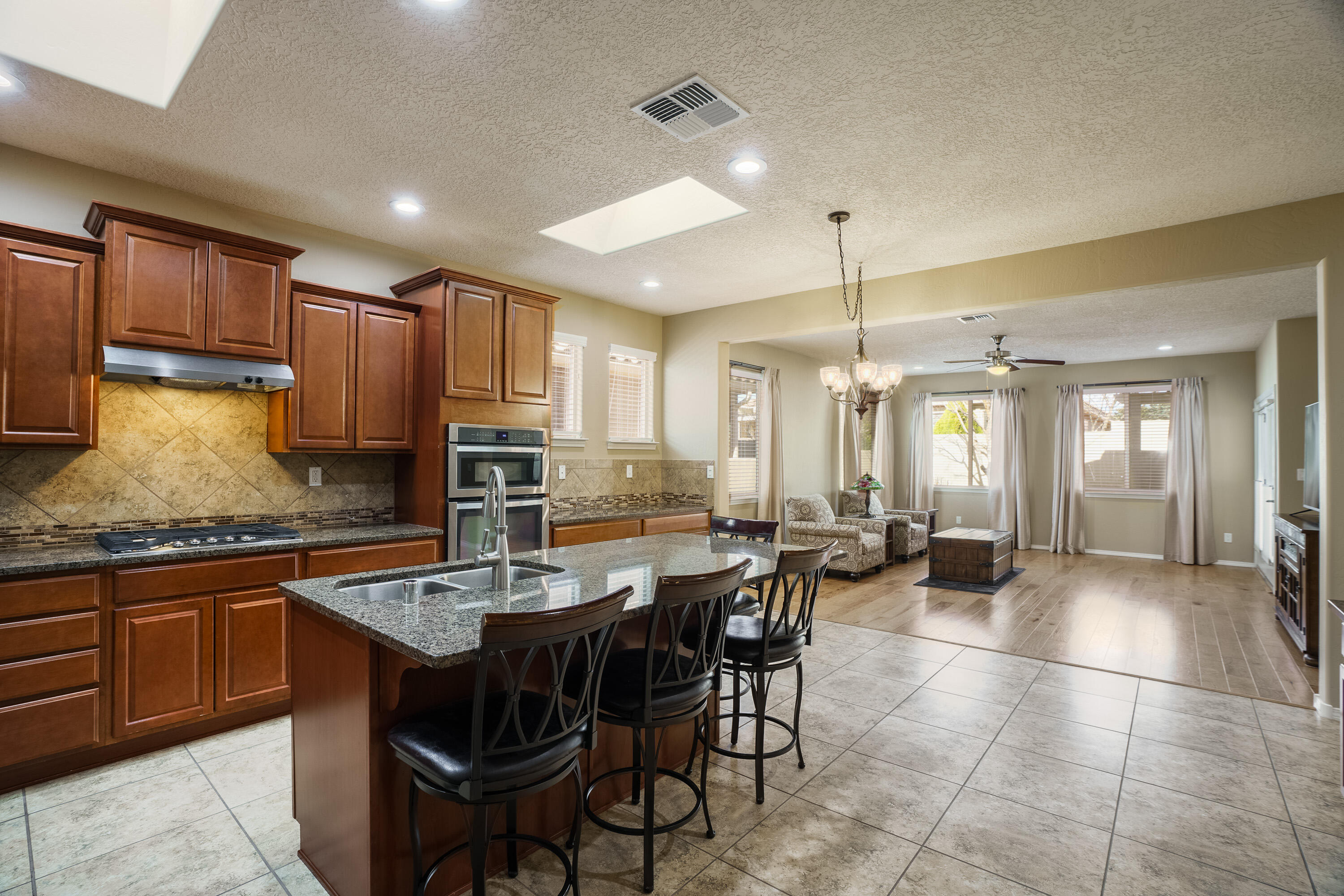 927 Salt Cedar Court, Bernalillo, New Mexico image 11