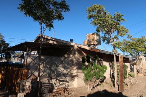 Photo of 2228 John Street SE, Albuquerque, NM 87102 (MLS # 1095396)