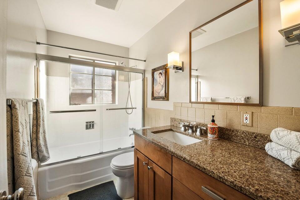 1825 Morningside Drive NE