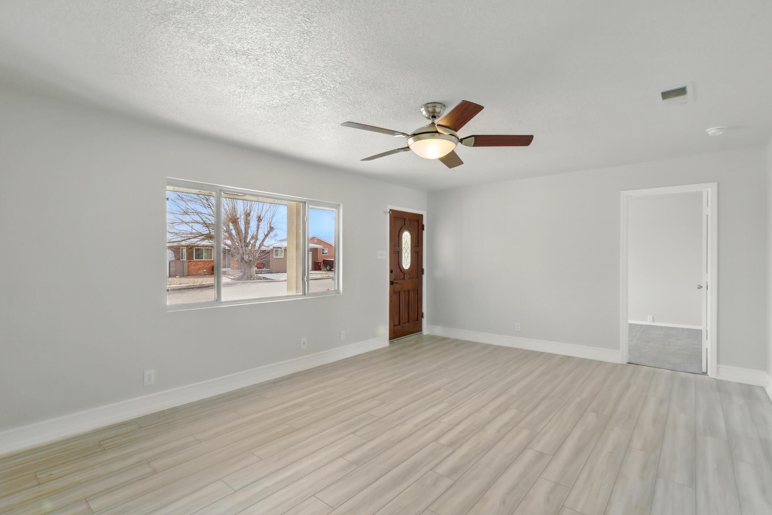 1612 Edith Drive, Belen, New Mexico image 4