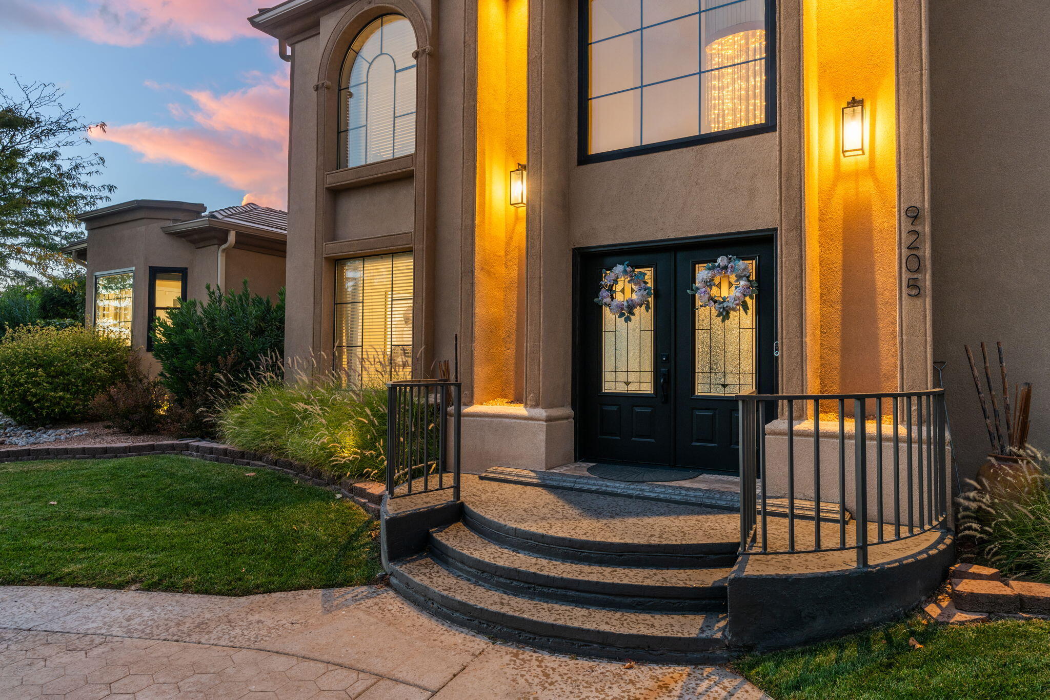 9205 Tanoan Drive NE