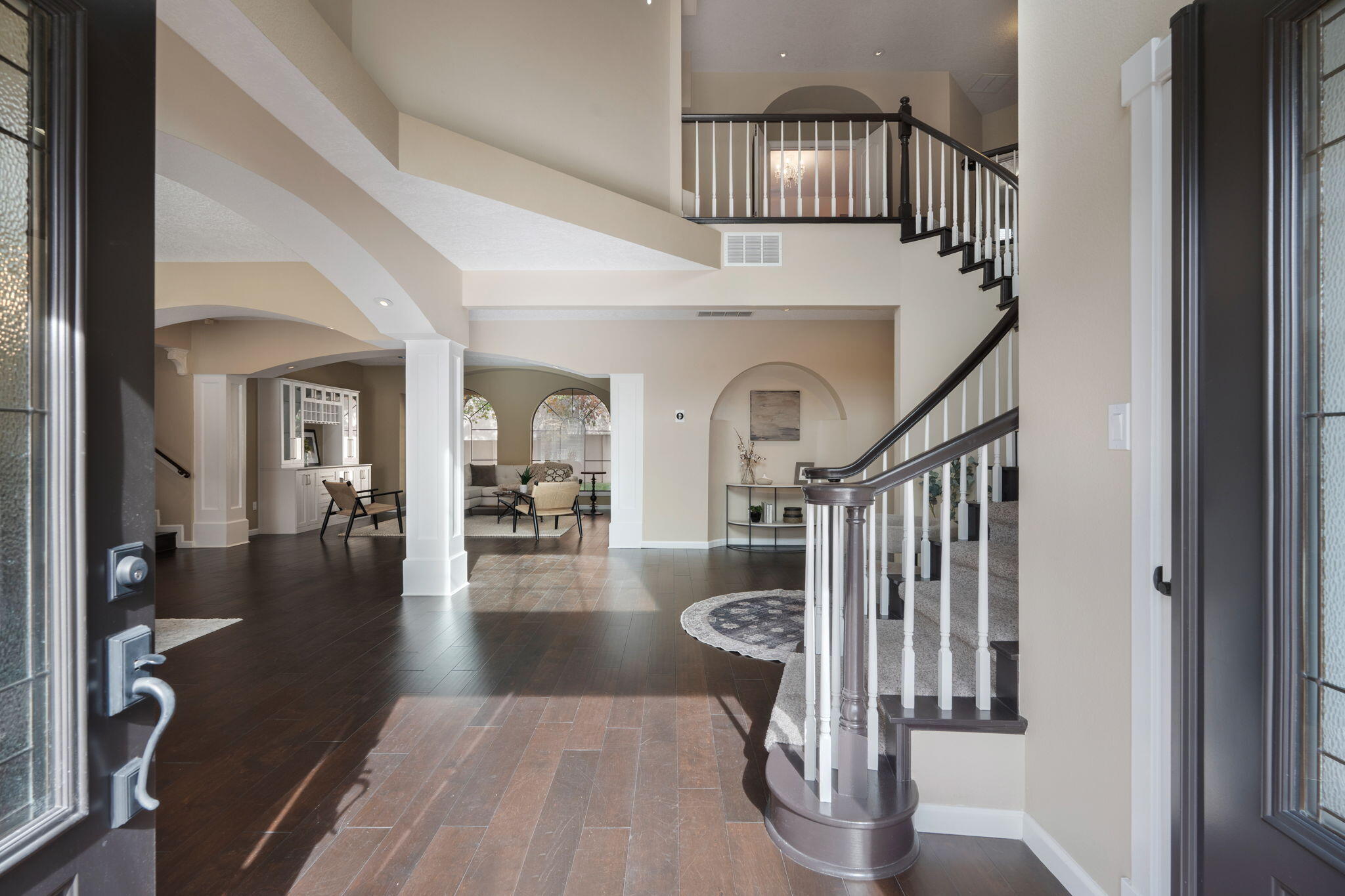 9205 Tanoan Drive NE