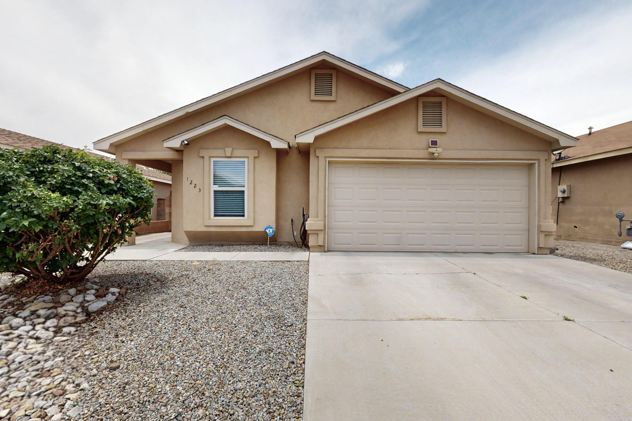 1223 Telstar Loop, Albuquerque, New Mexico image 1