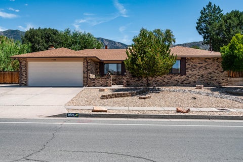 Homes For Sale - 1604 Monte Largo Drive<br/> Bernalillo County, Albuquerque, NM 87112