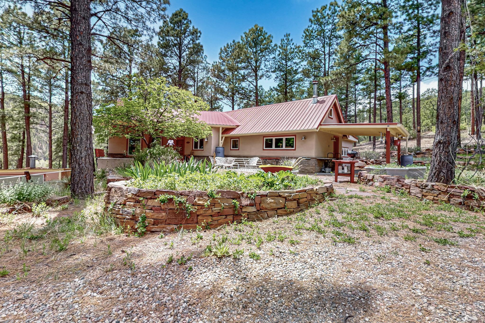 246 11 El Paraiso Dr, Montezuma, New Mexico image 3