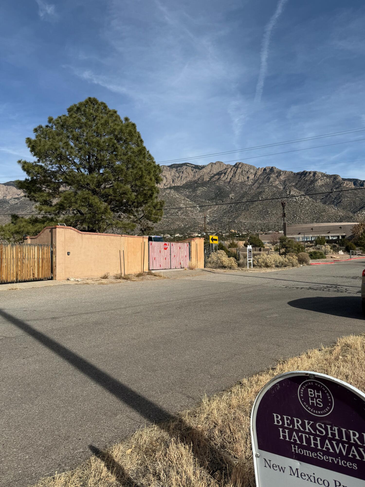 12520 Elena Drive NE