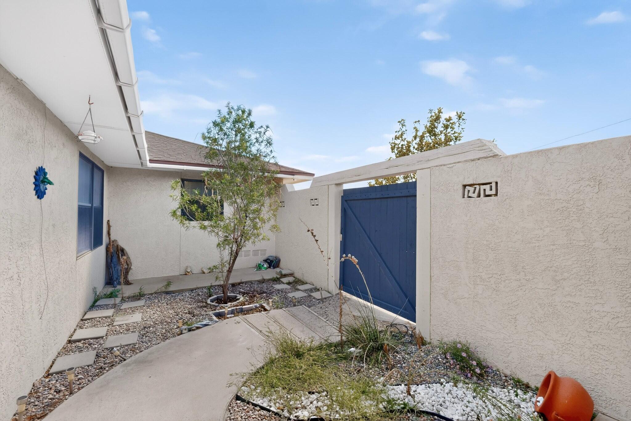 1328 Rio Grande Boulevard SW