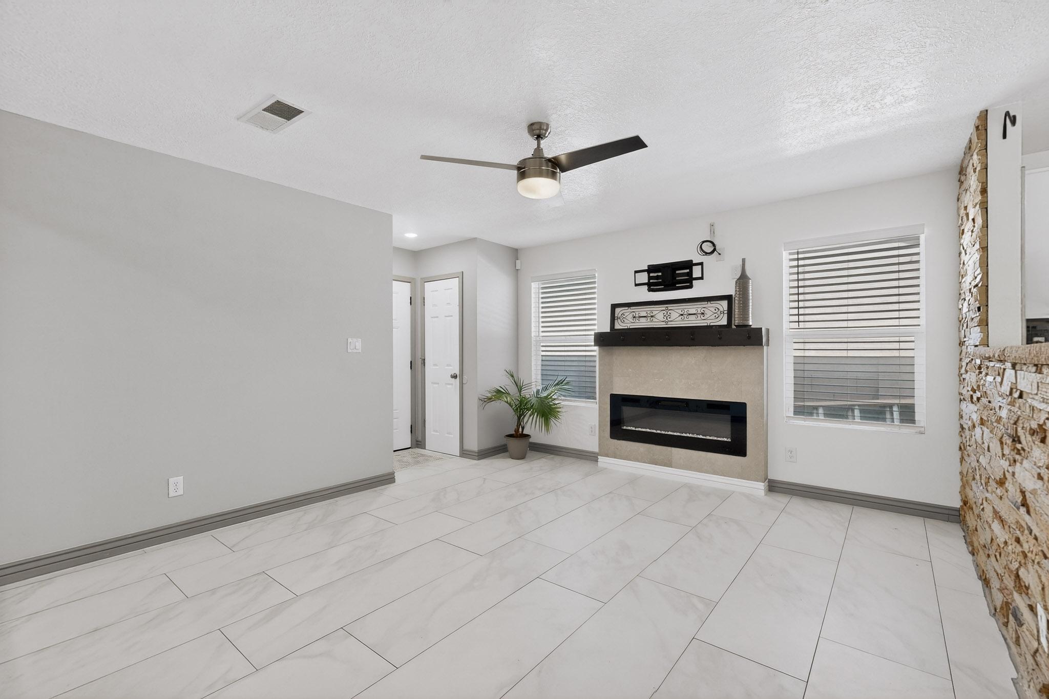 6128 Rose Park Avenue NW