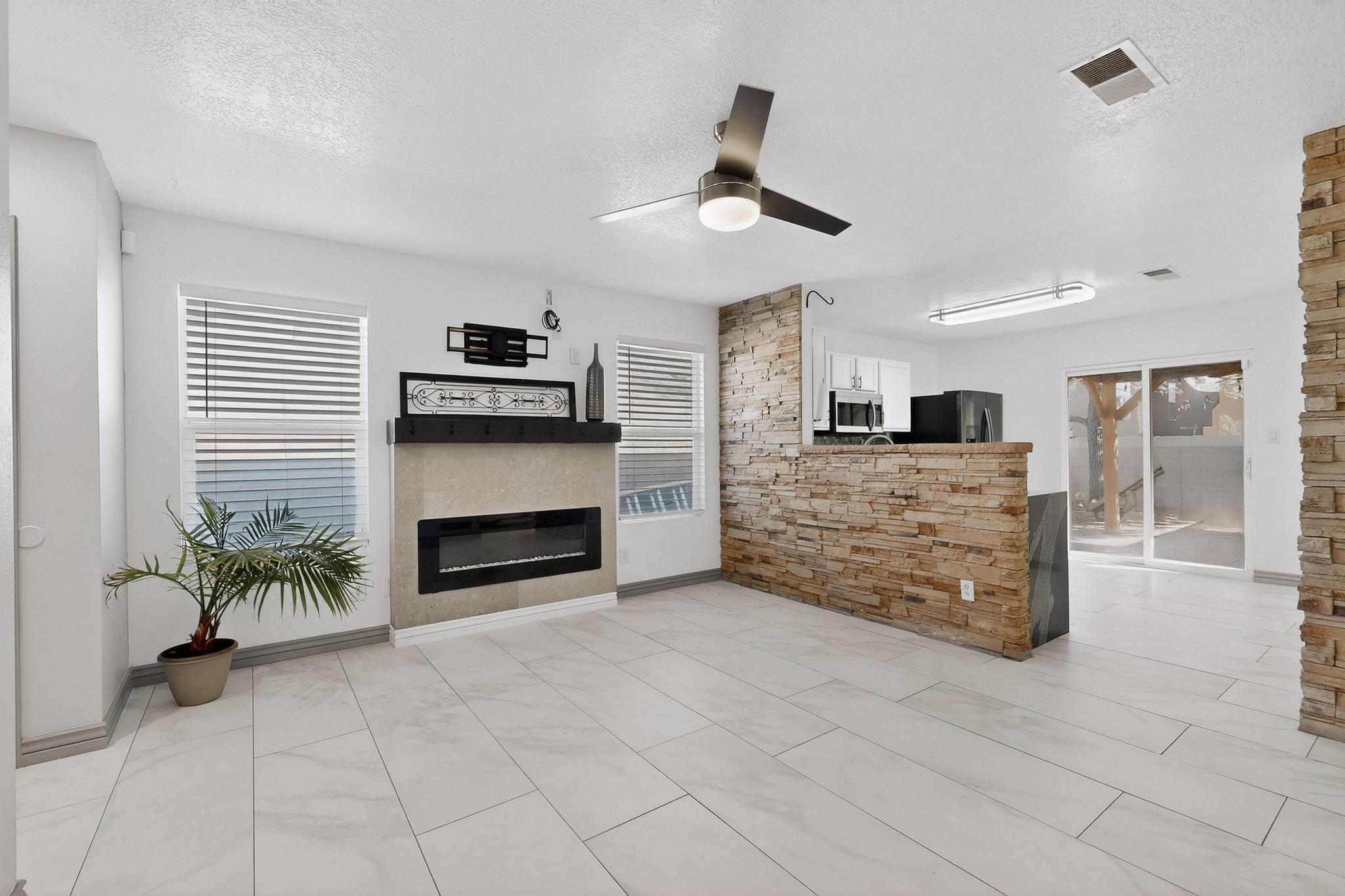 6128 Rose Park Avenue NW