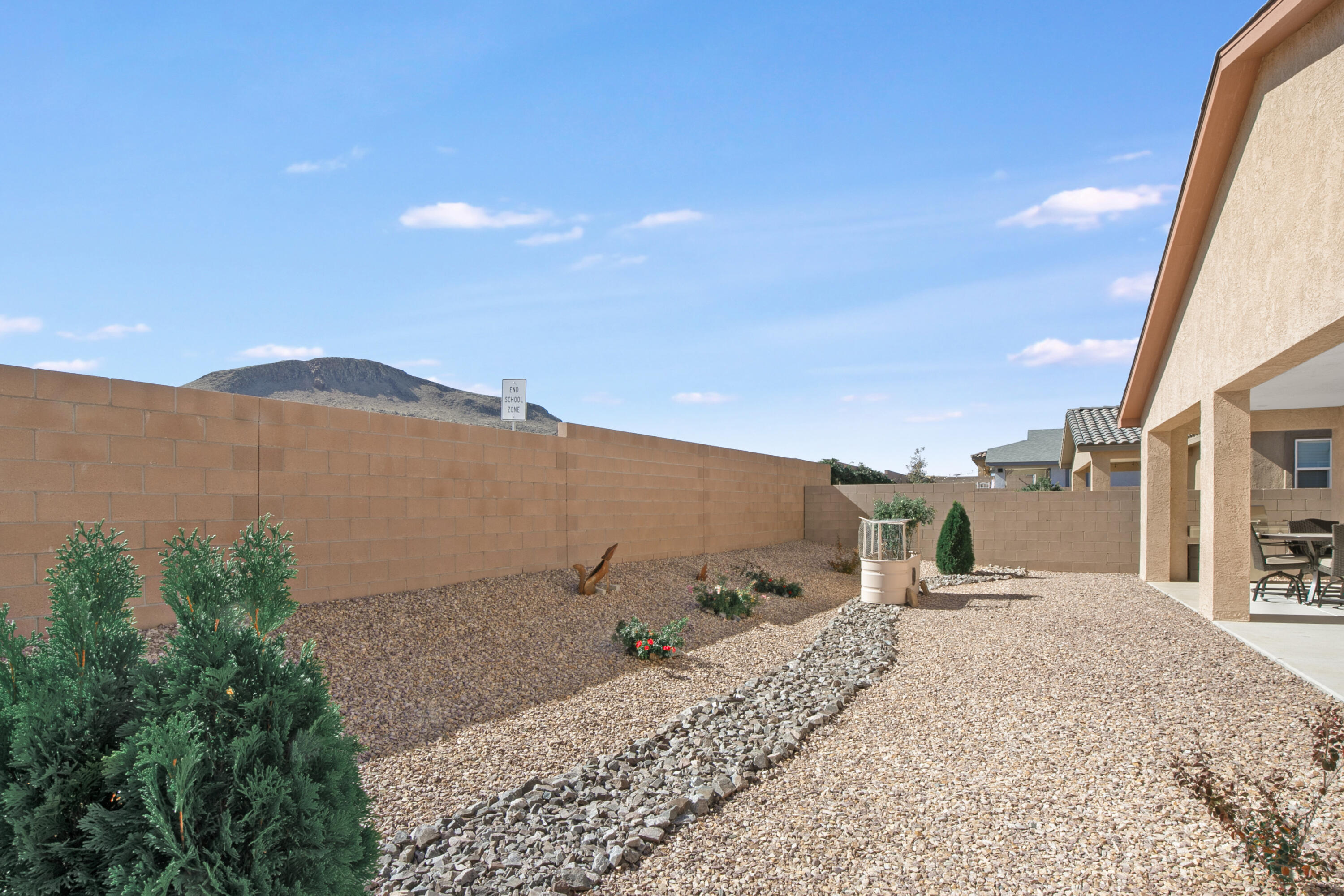 590 Rio Chama Circle, Los Lunas, New Mexico image 6