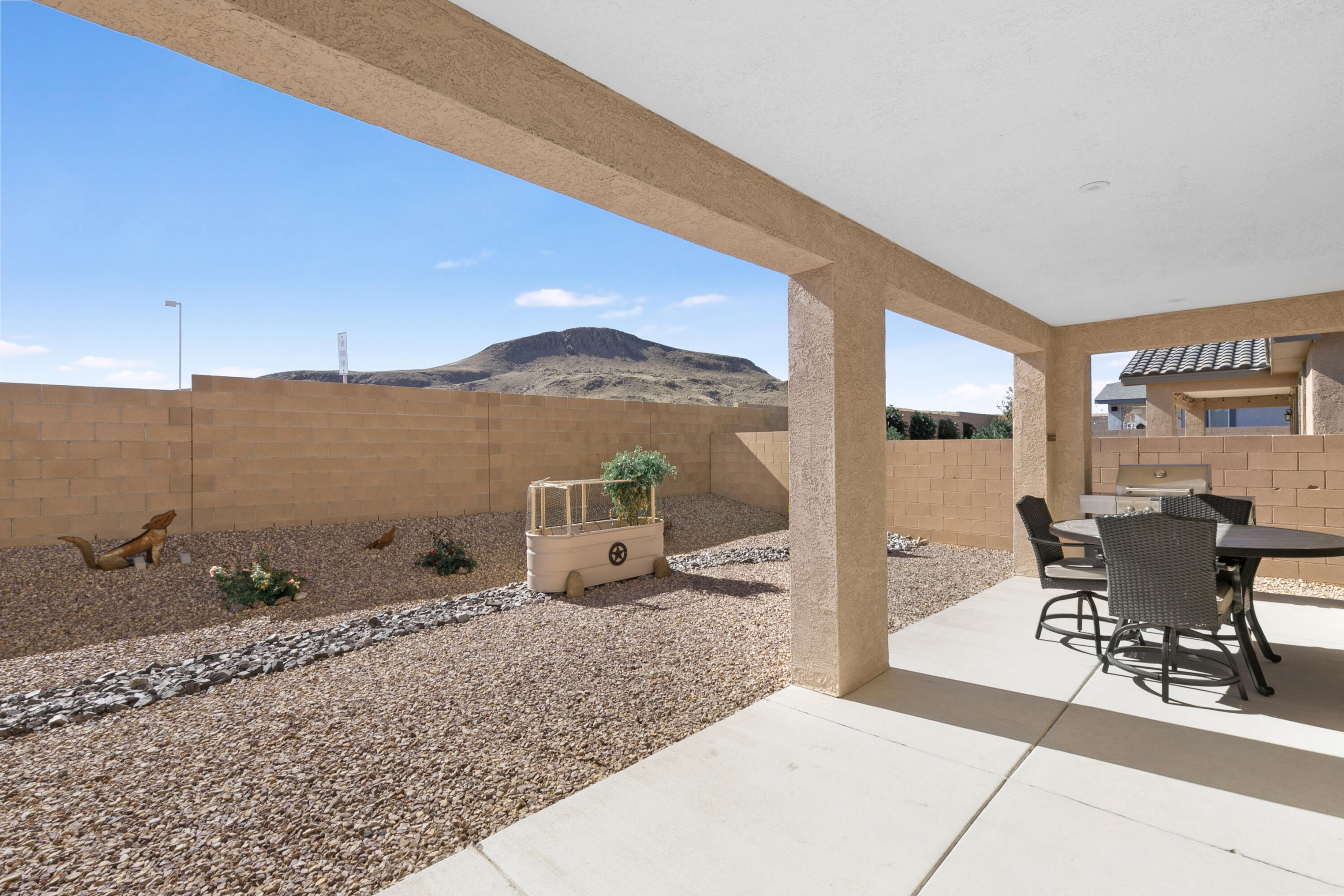 590 Rio Chama Circle, Los Lunas, New Mexico image 8