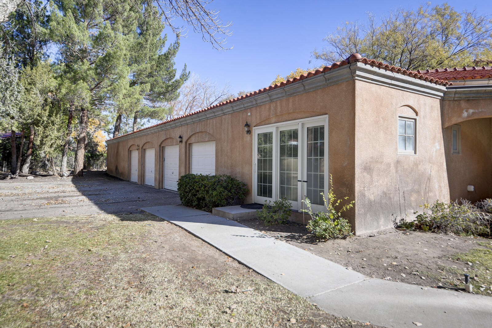 2211 Campbell Road, Albuquerque, New Mexico image 7