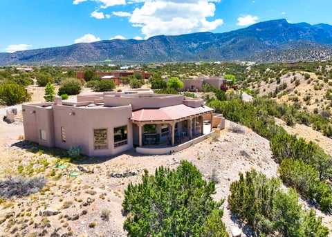 Homes For Sale - 10 Pinon Ridge Drive<br/> Placitas, NM 87043