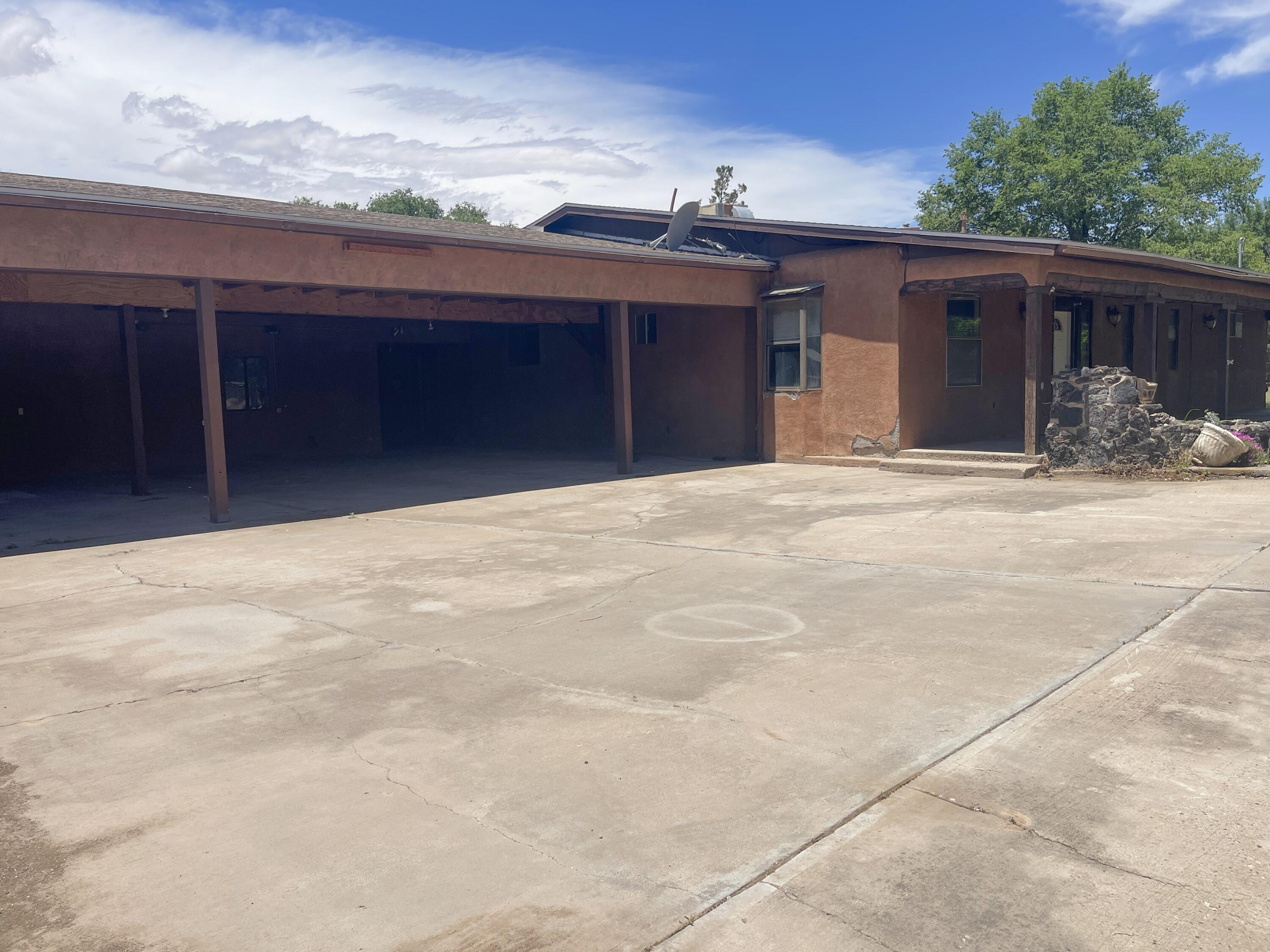 6011 Hubbell Circle, Albuquerque, New Mexico image 2