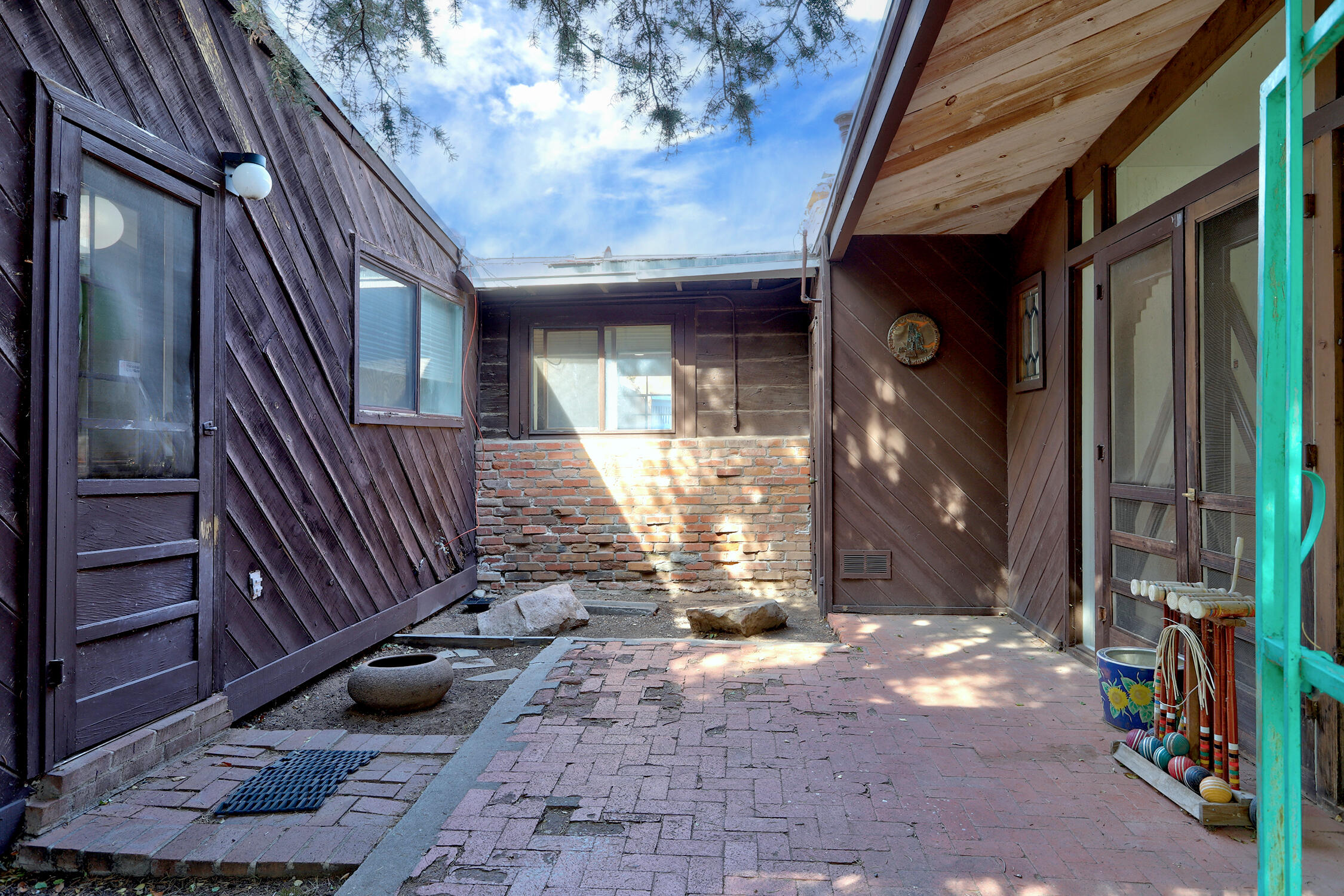 6448 Rio Grande Boulevard, Los Ranchos, New Mexico image 35