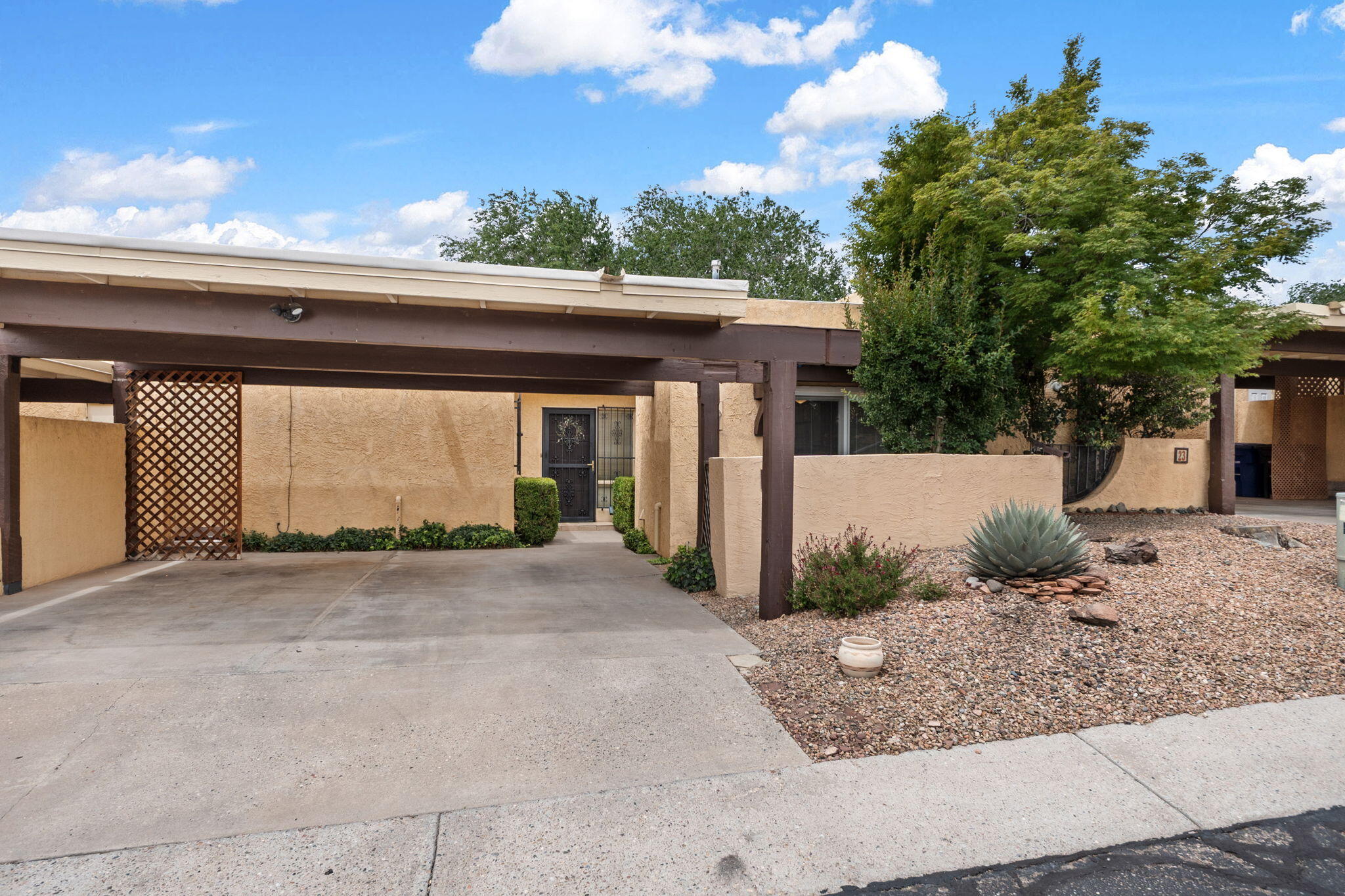 24 Casa Hermosa Drive, Albuquerque, New Mexico image 1