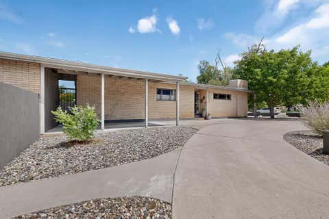 Homes For Sale - 701 Alvarado Drive<br/> Albuquerque, NM 87108