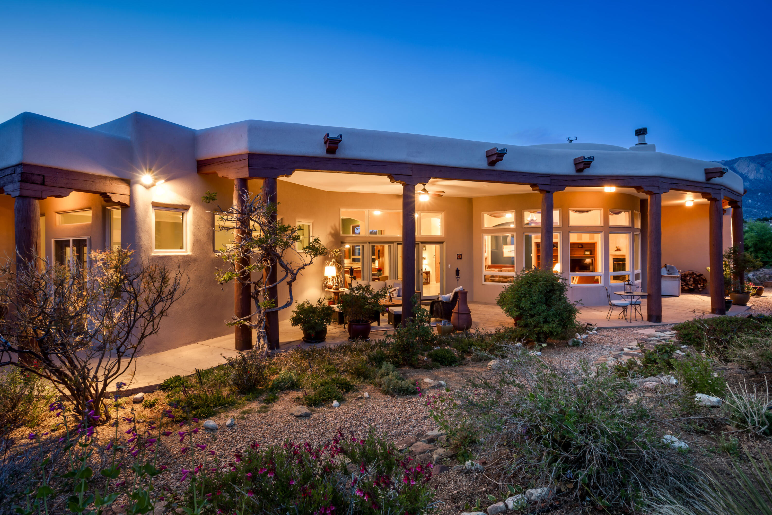 6008 Paper Flower Place NE