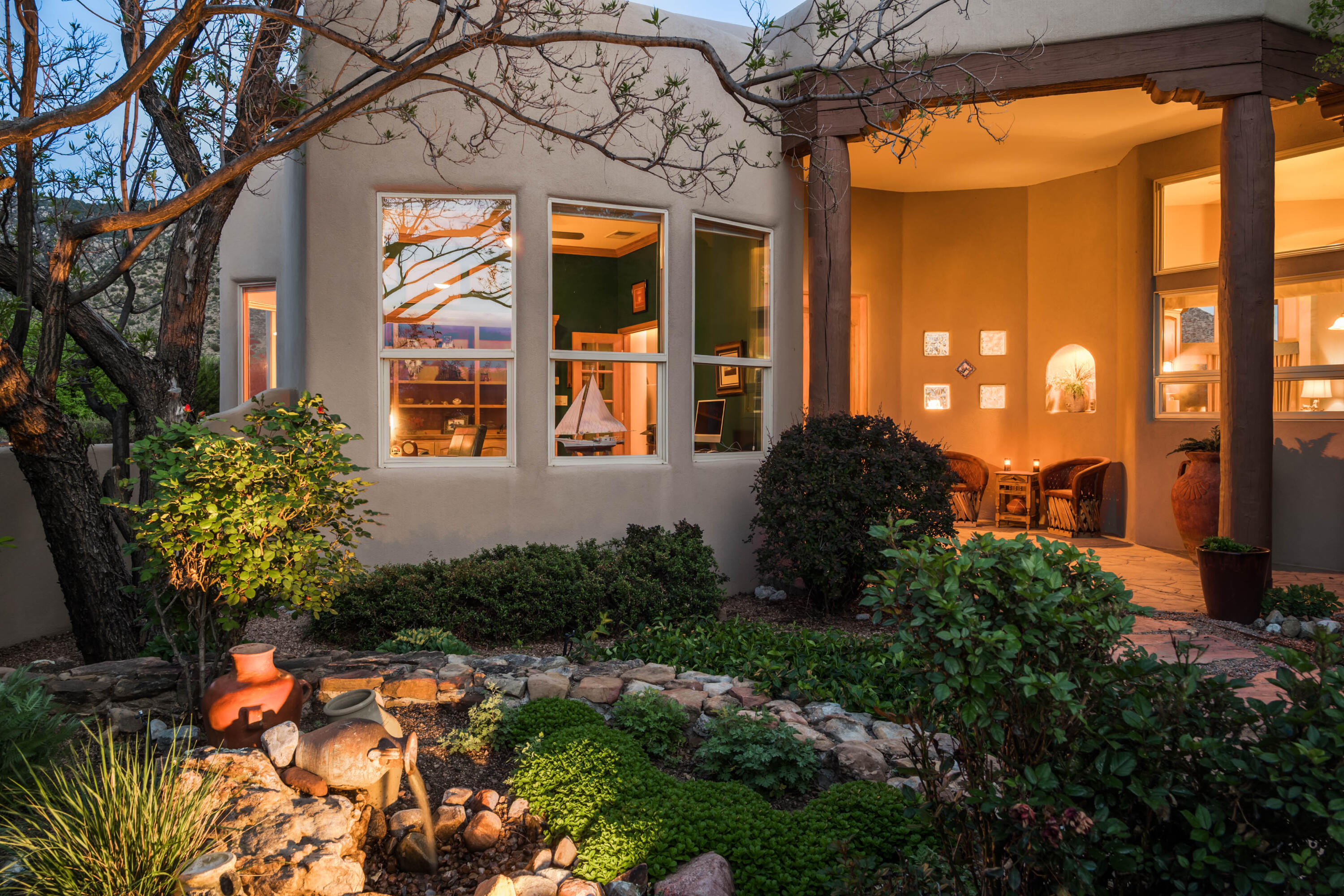 6008 Paper Flower Place NE