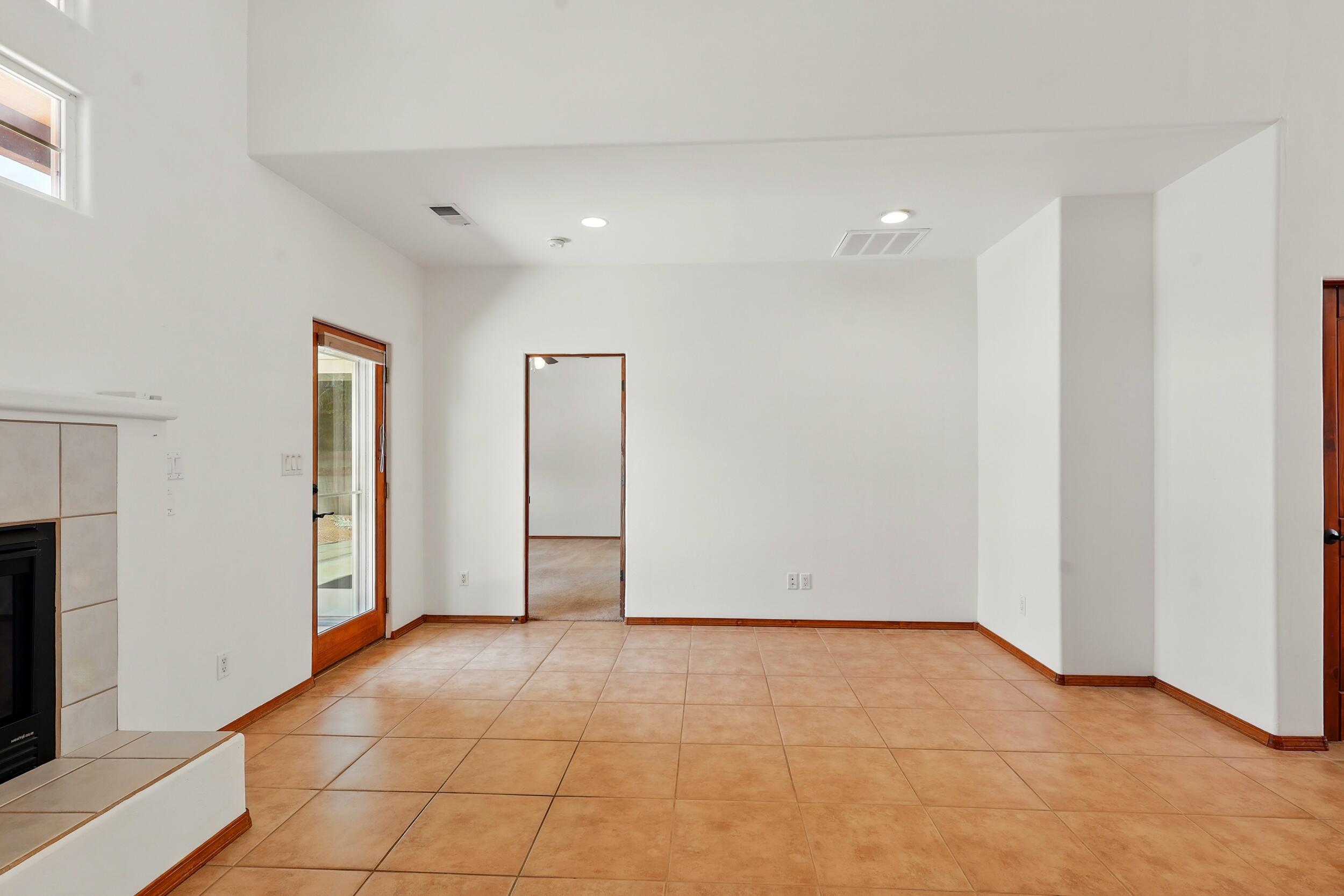 373 Taylor Road, Los Lunas, New Mexico image 9