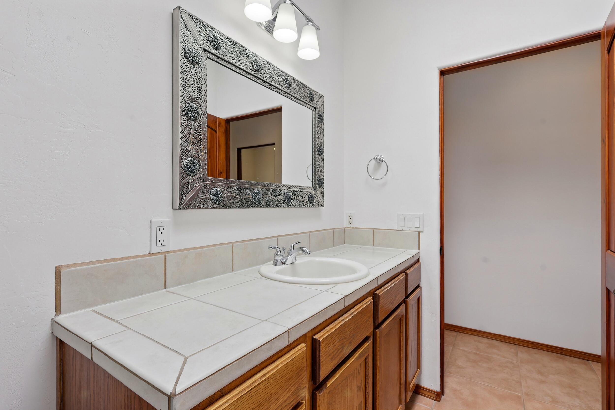 373 Taylor Road, Los Lunas, New Mexico image 17