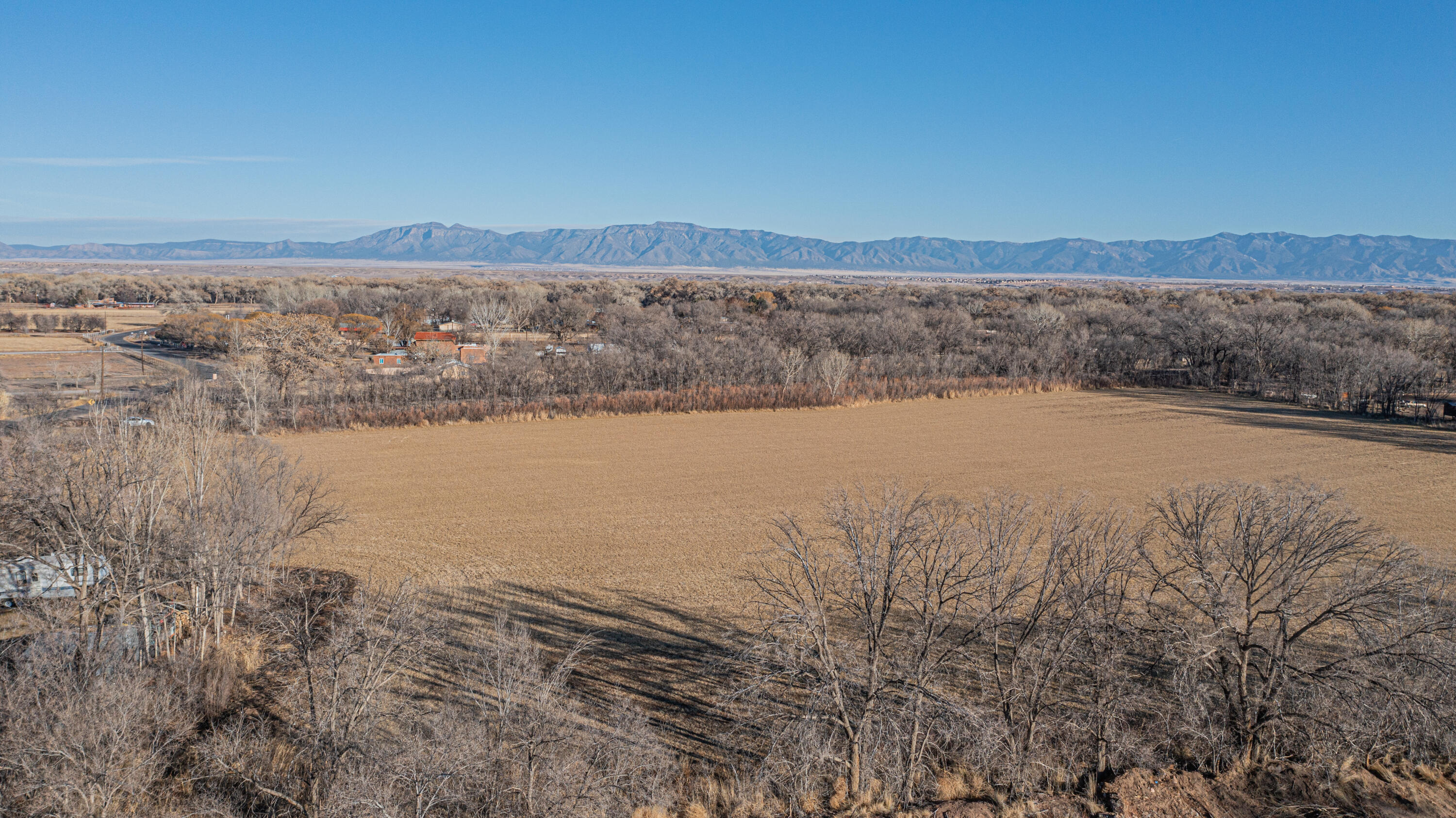 Cinder Lane, Los Lunas, New Mexico image 4