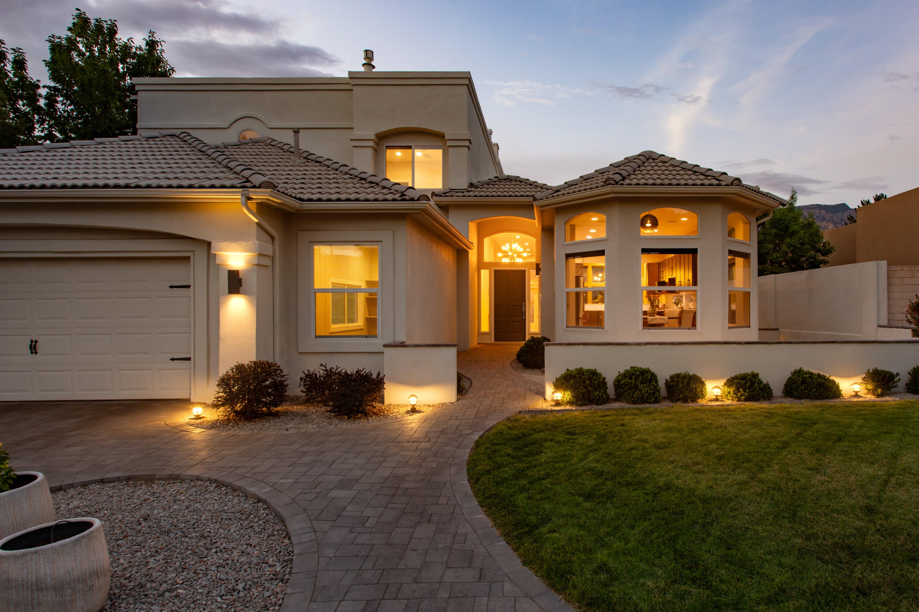 11201 Spyglass Hill Lane NE