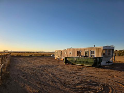 Photo of 31 Osage Drive, Los Lunas, NM 87031 (MLS # 1093262)