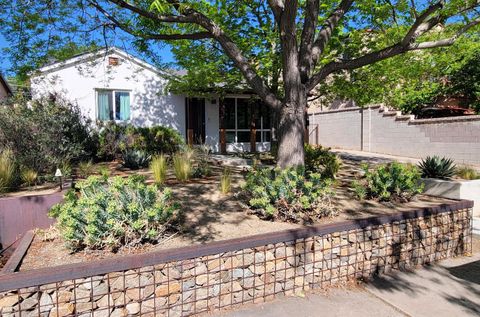 Photo of 517 Montclaire Drive SE, Albuquerque, NM 87108 (MLS # 1101910)