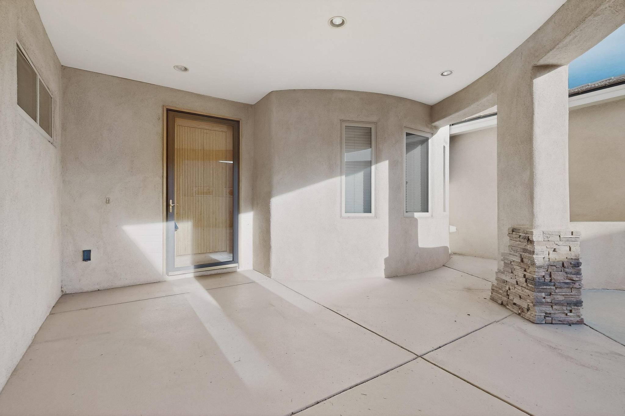 8223 Grape Arbor Court NE