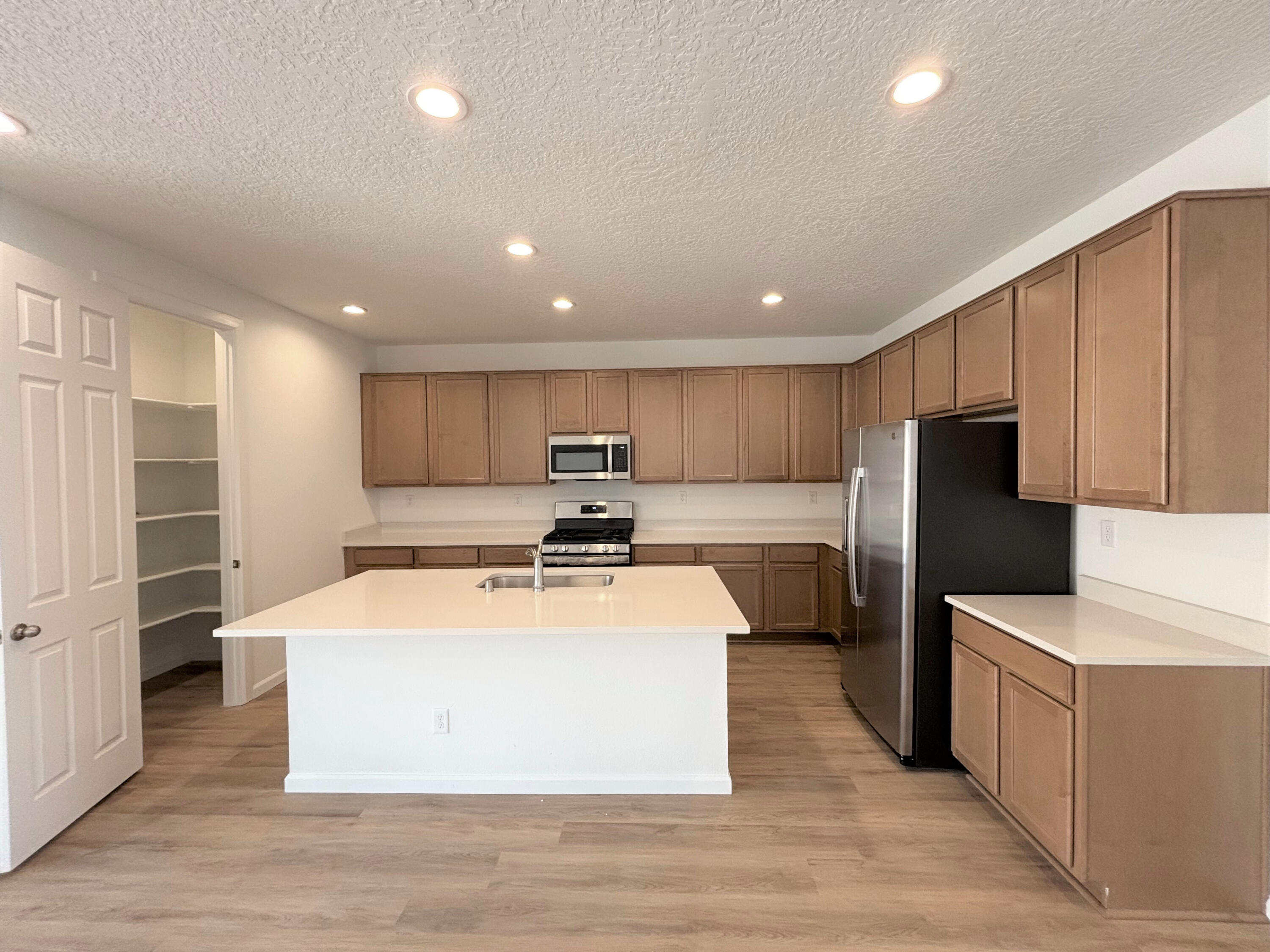 1457 Valle De Colores Street NW