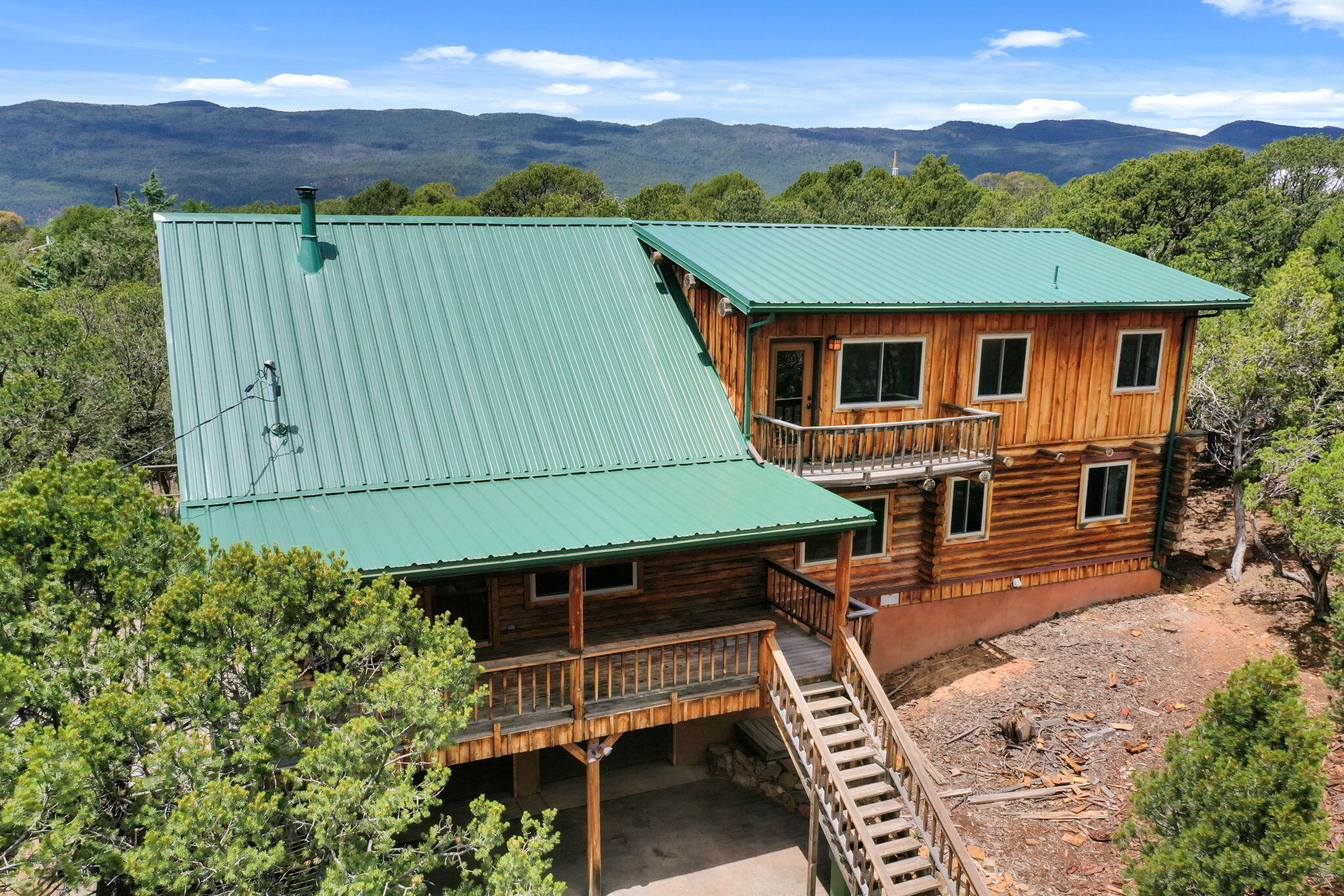 9 El Gallo Road