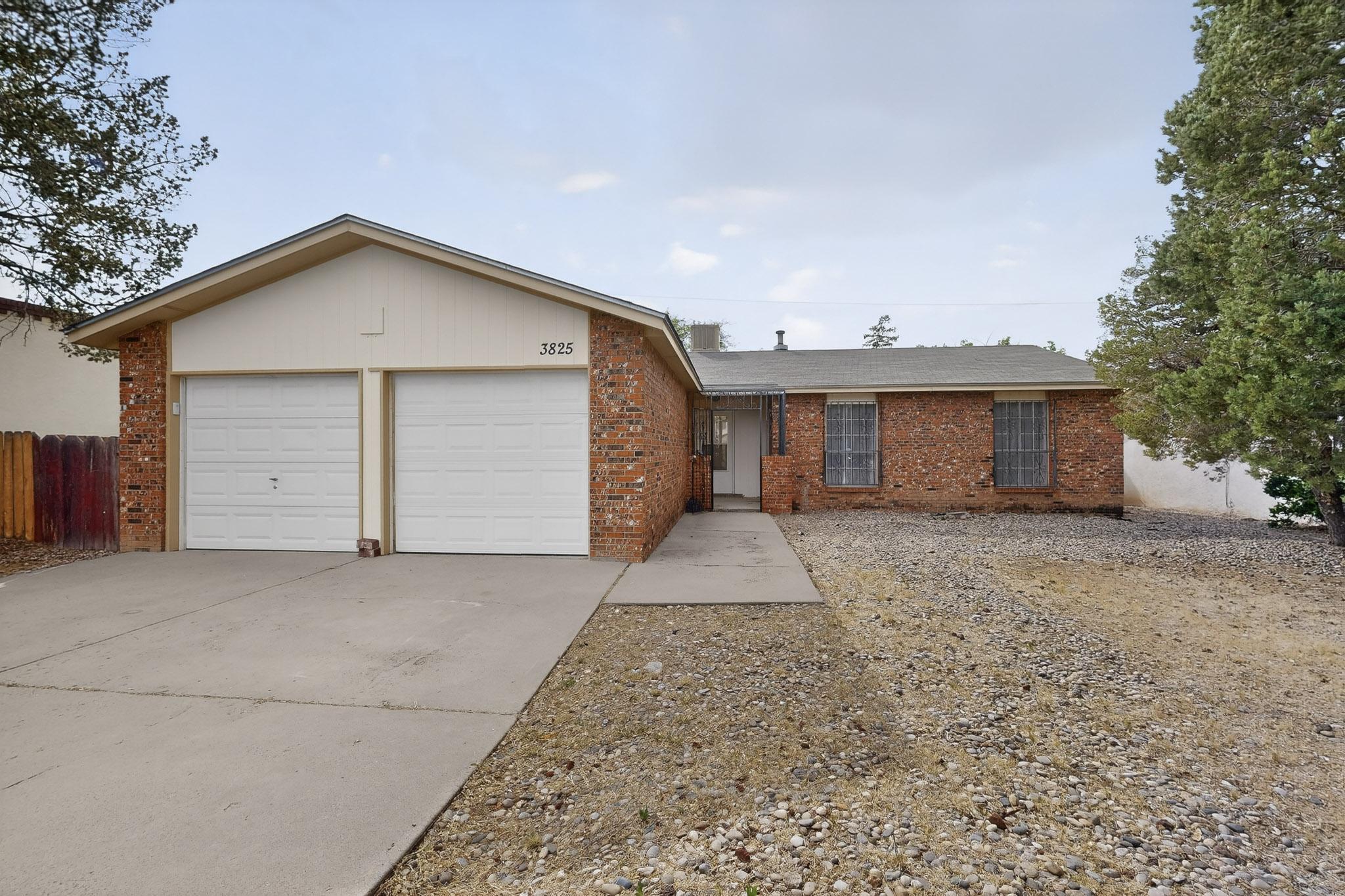 3825 Altez Street NE