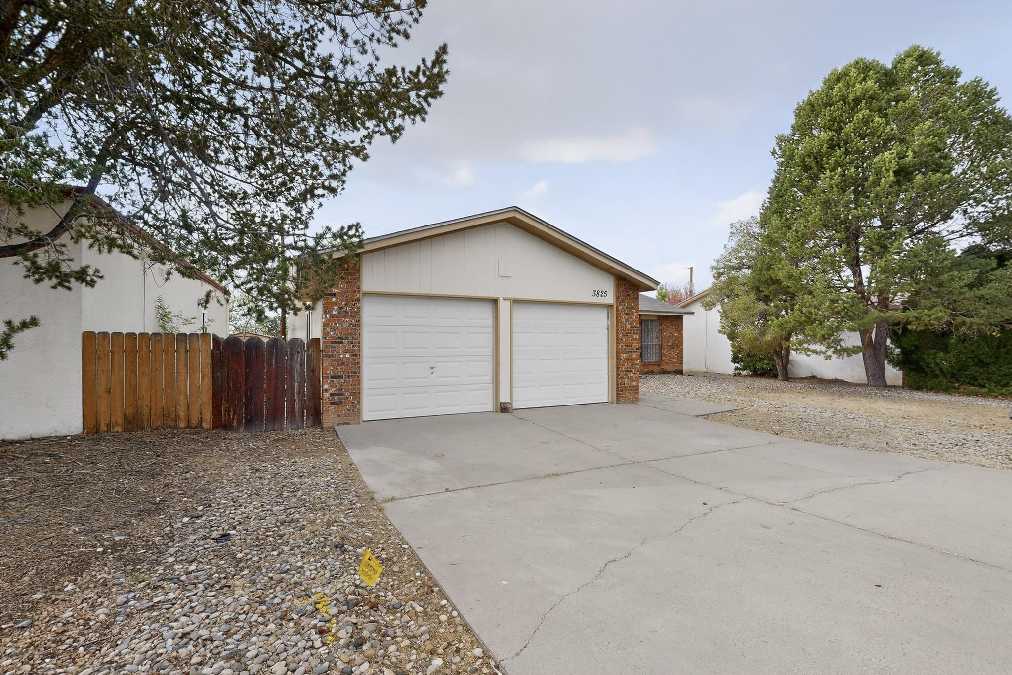 3825 Altez Street NE