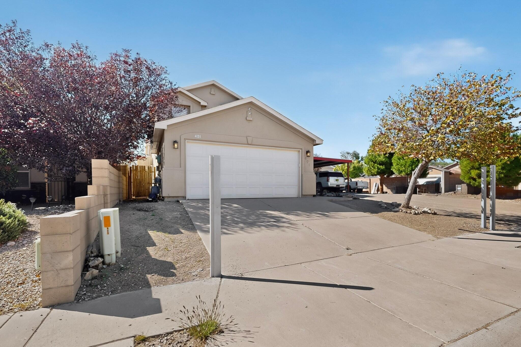 401 Desert Tree Drive SW