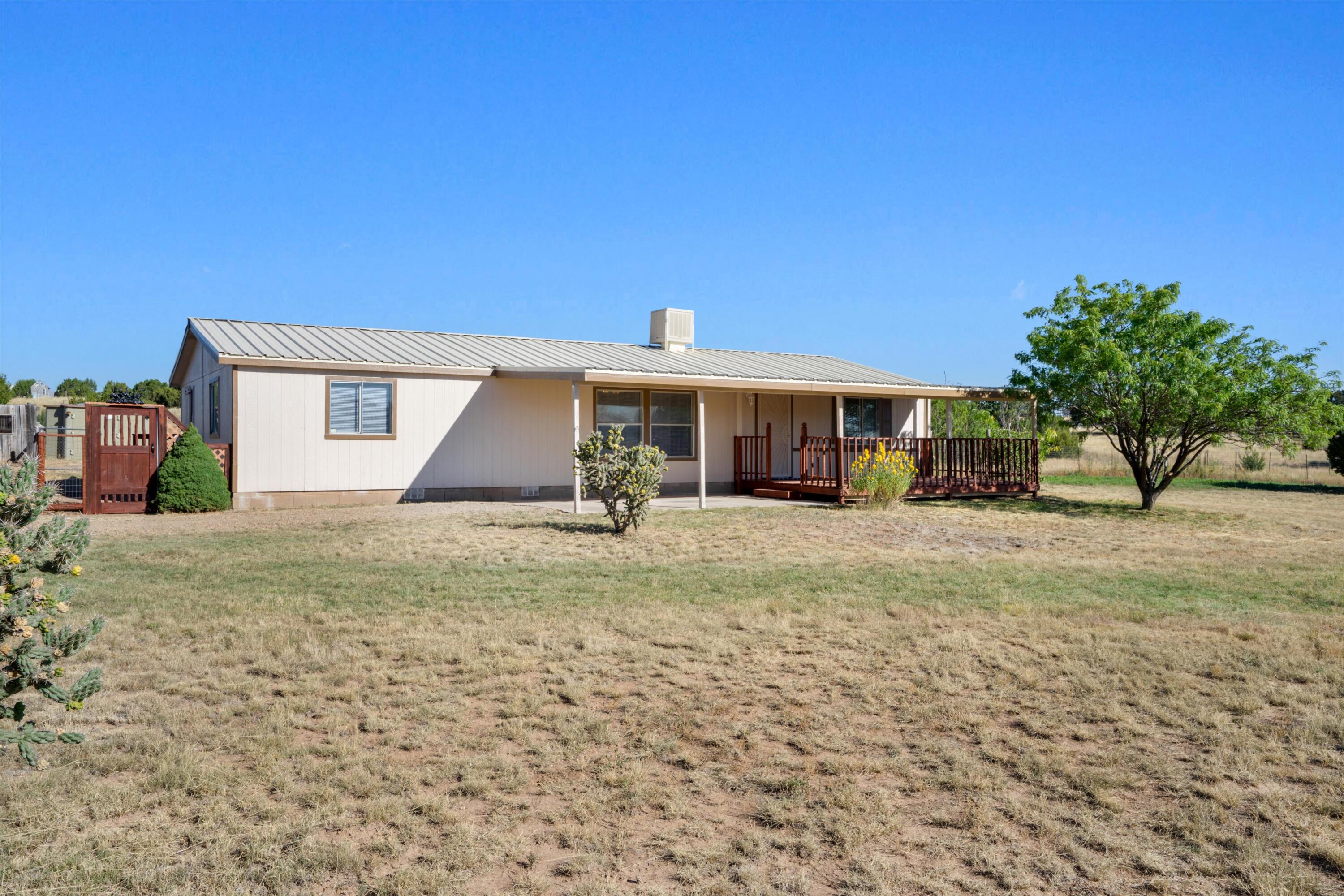 22 Angelina Court, Moriarty, New Mexico image 2