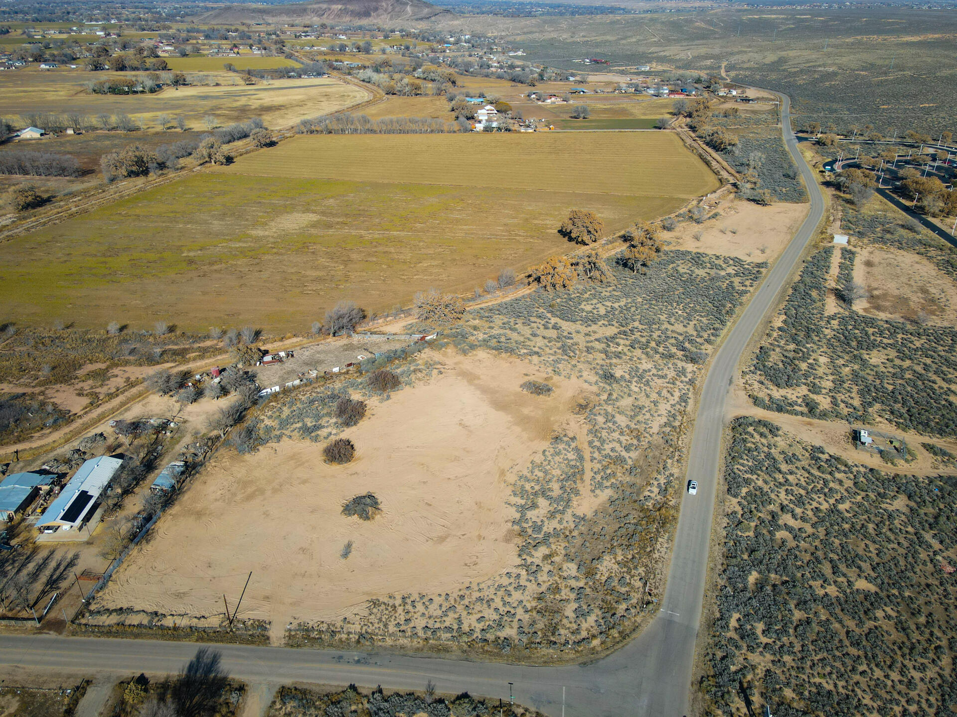 Patricio Rd & La Entrada Rd, Los Lunas, New Mexico image 3