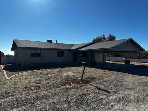 Photo of 218 Mark Drive, Belen, NM 87002 (MLS # 1096849)