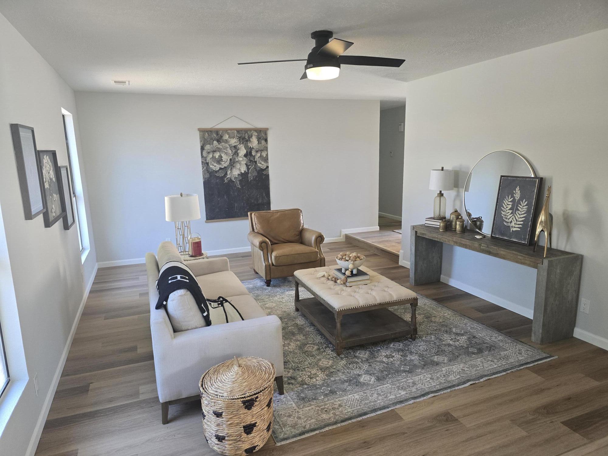 2004 Western Hills Drive NE