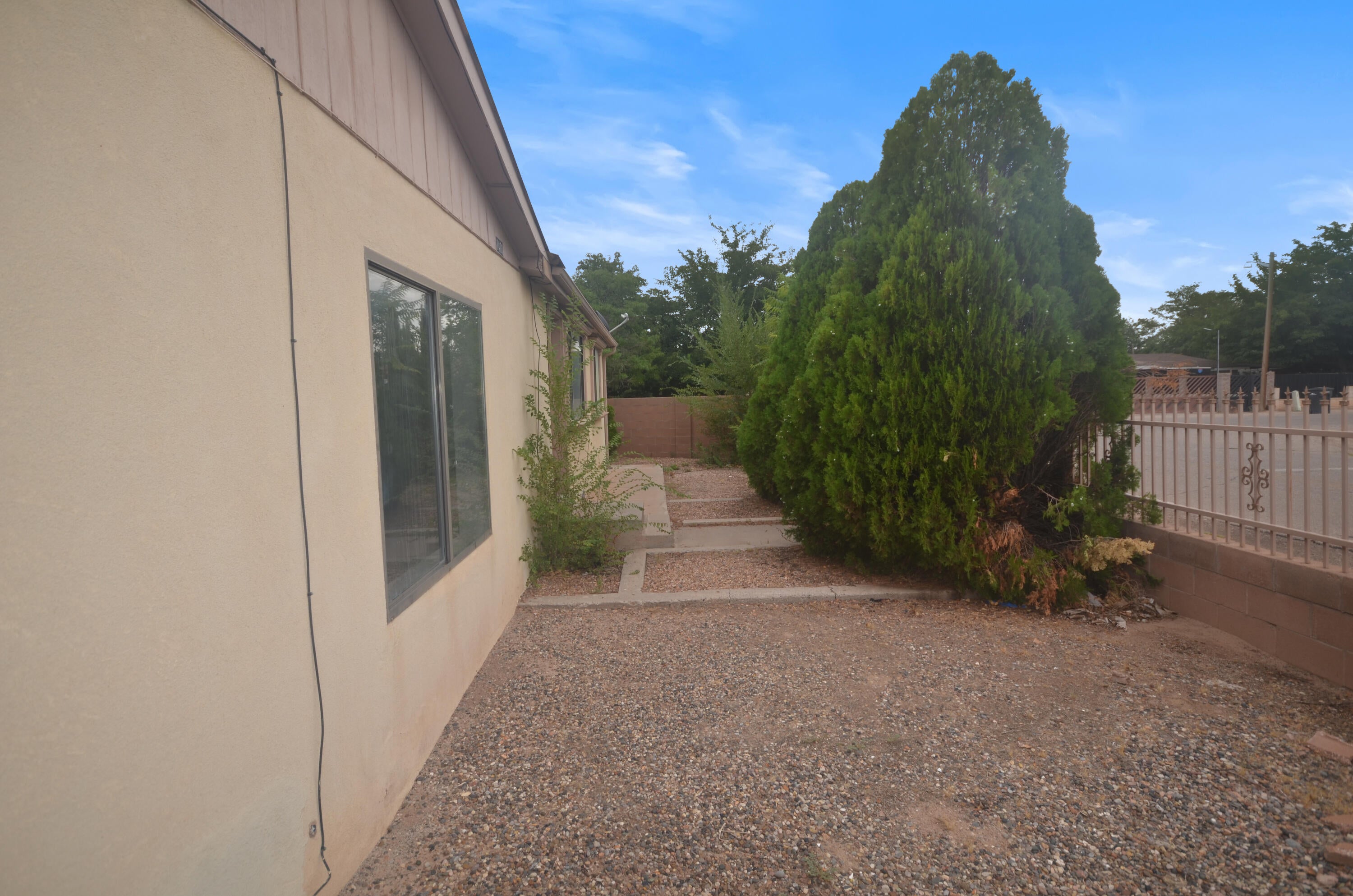 1401 Santa Rosa Road SW