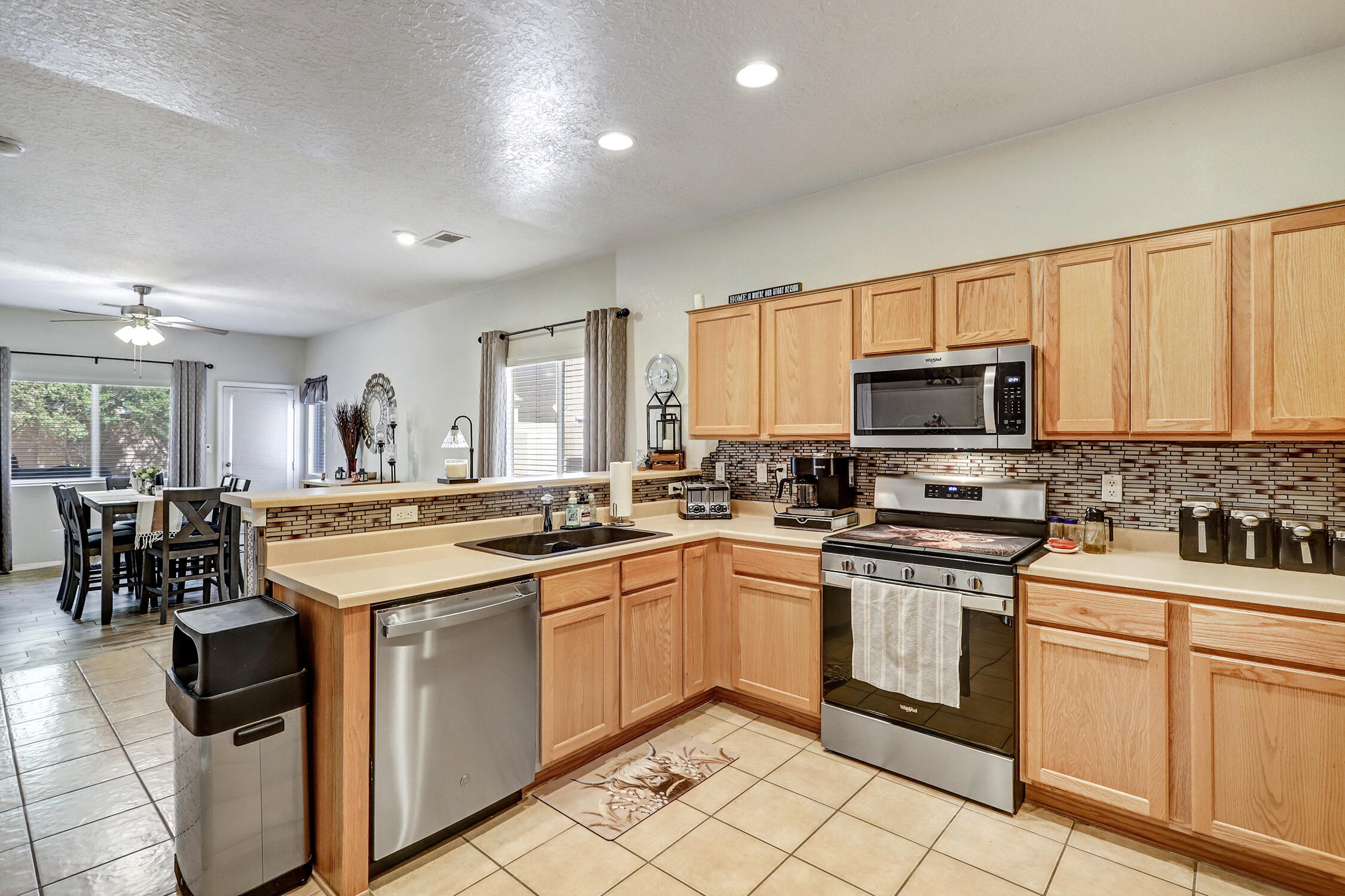 6915 Kayser Mill Road NW